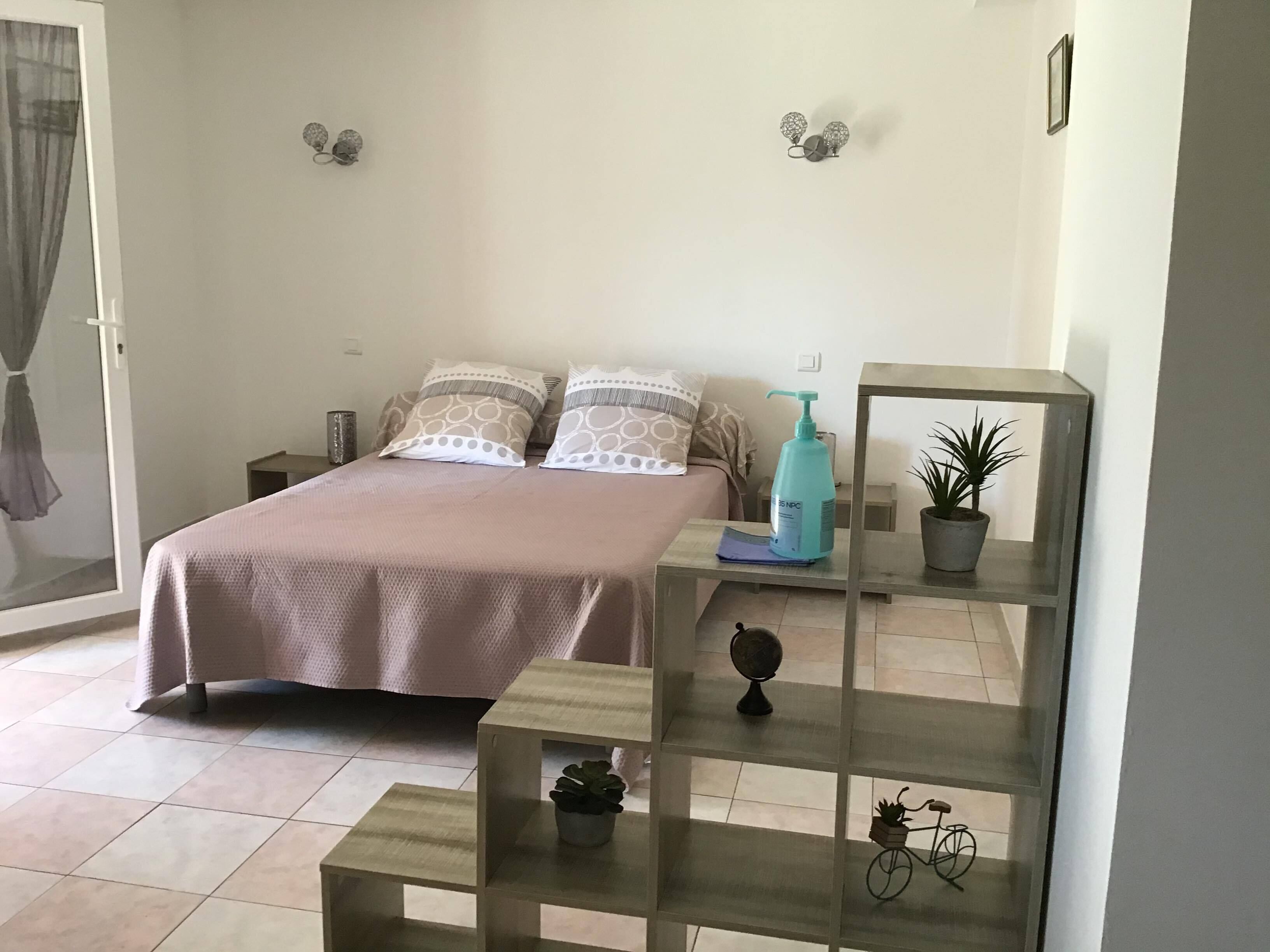 40m2 studio 10 minutes from the beaches 