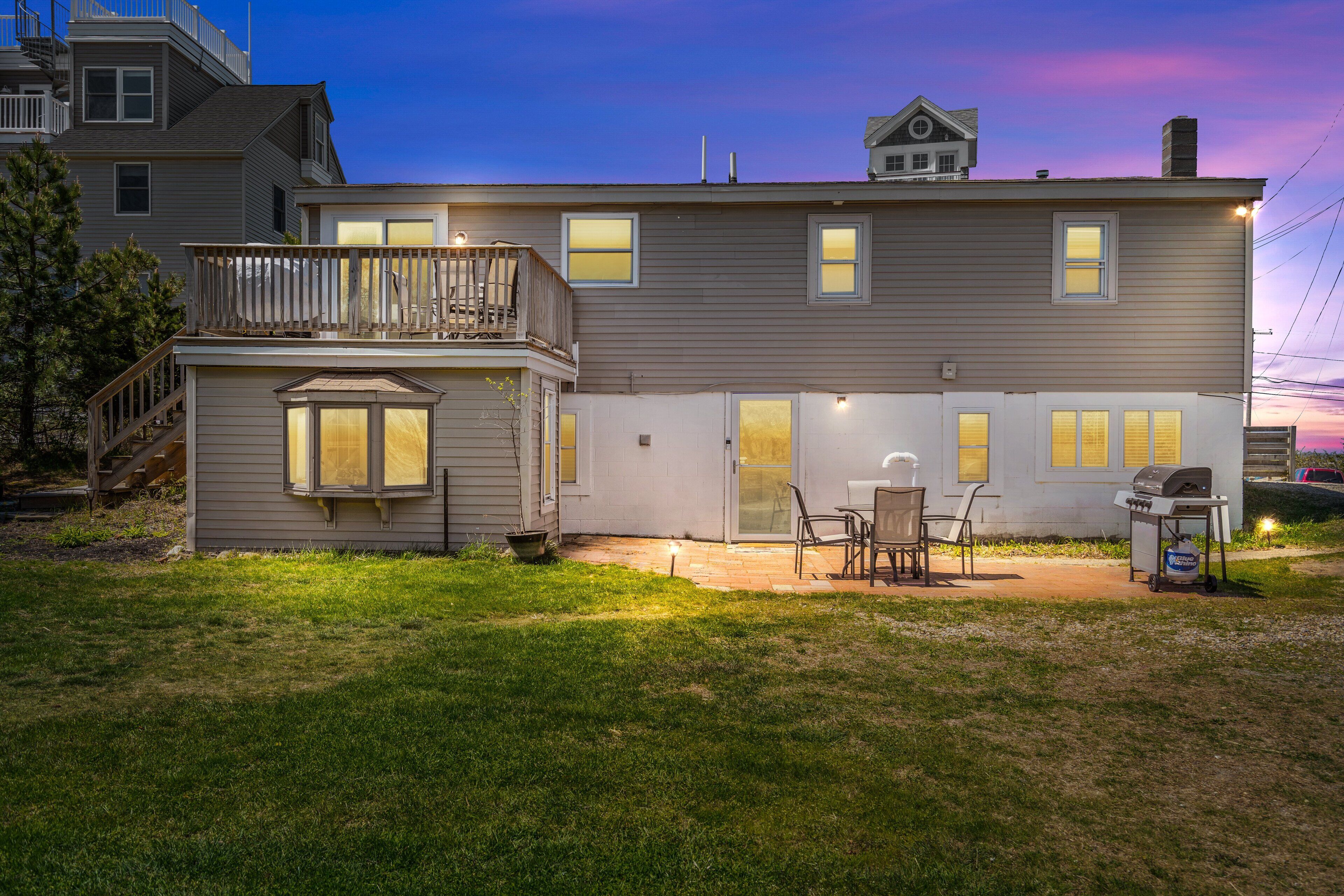 PET FRIENDLY - Plum Island Oasis - Large Yard Fire Pit