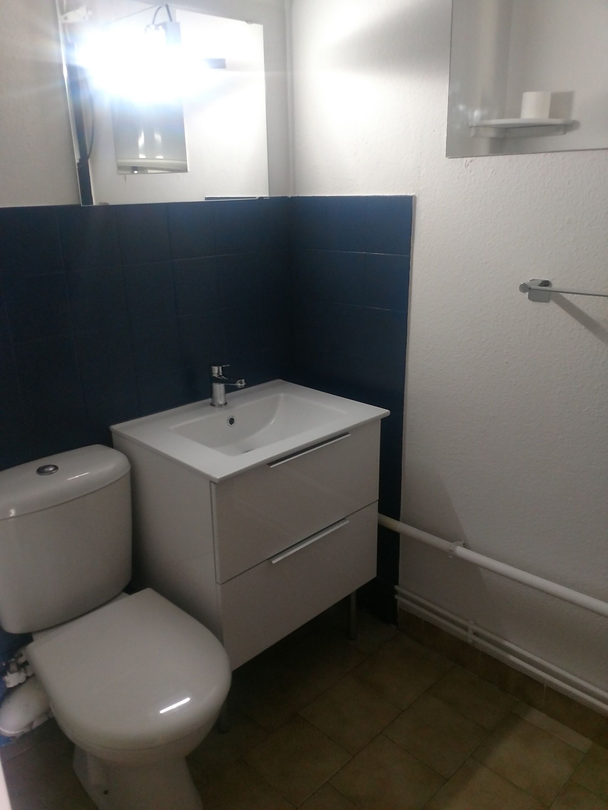 Studio with secure parking (rare in Carnon) 300 meters from the beach-100 meters from the port & funfair