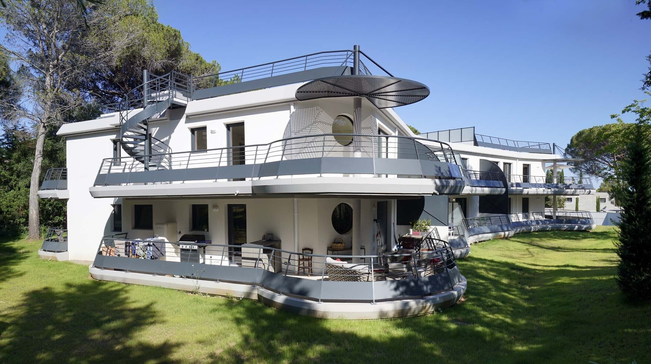 Appartment Special Golf of Valescure for 4 people - Garage - Pool