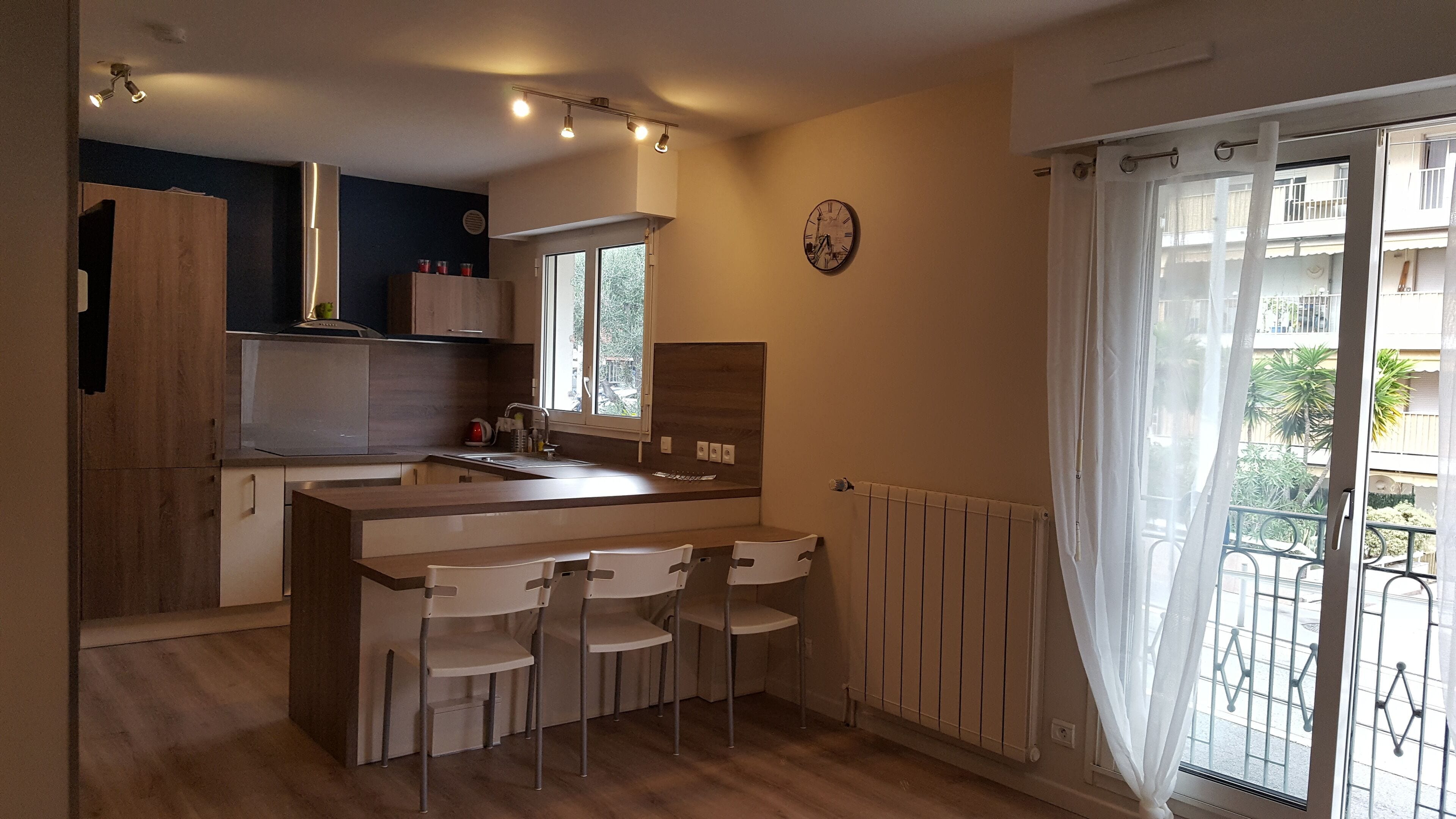 New furnished 4 beds