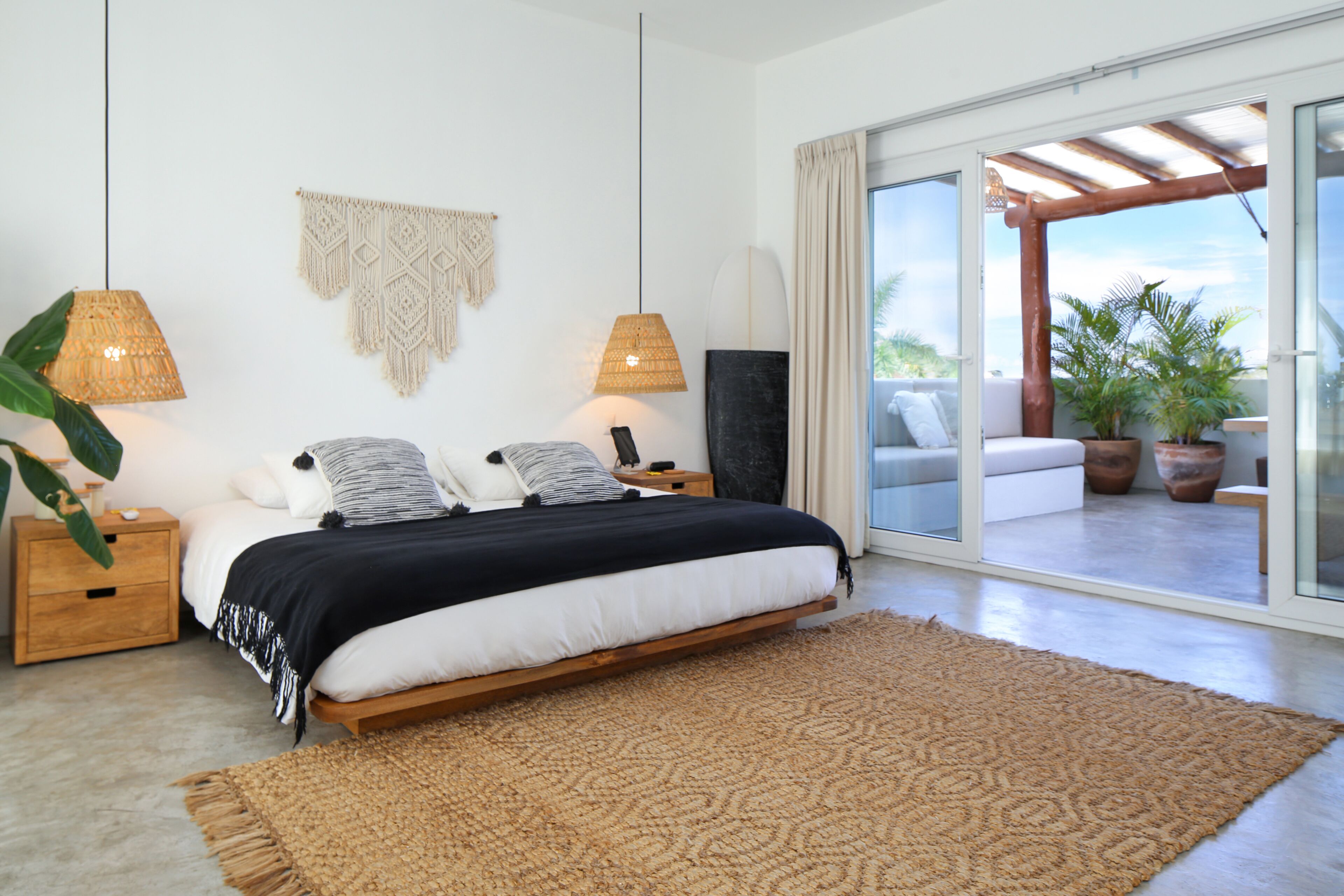 Mi Lugar Stylish couple getaway 🖤 rooftop/pool