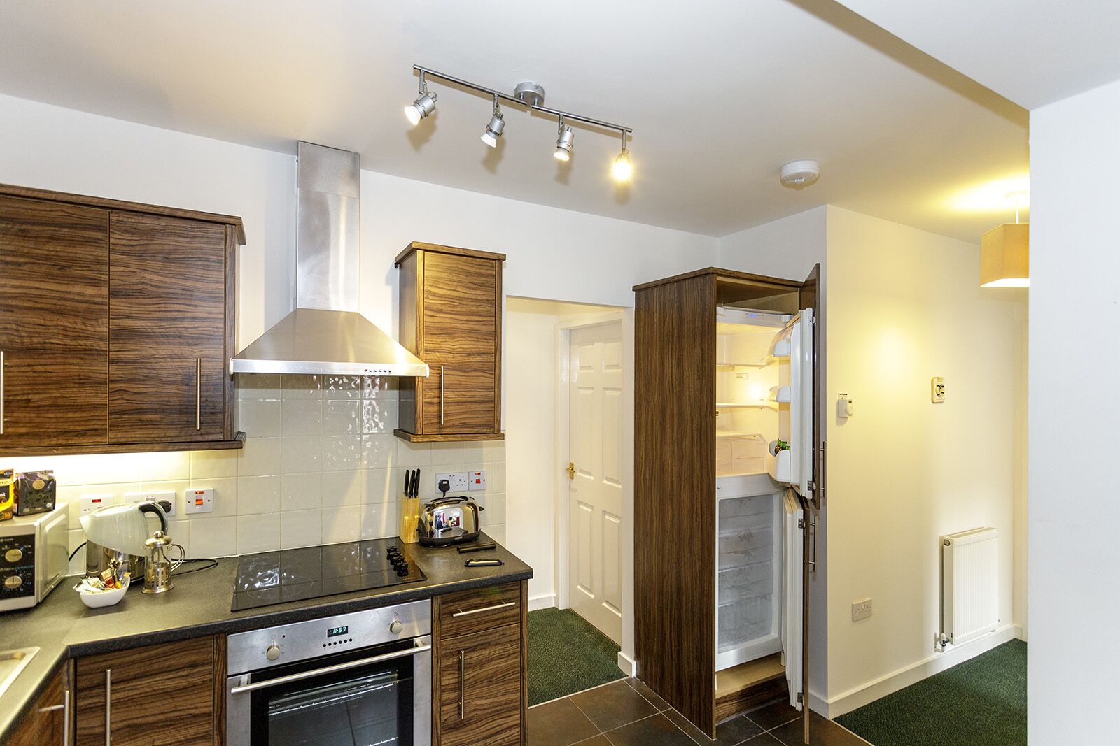Apartment 105B Close to Durham 2 Bedrooms.<br>