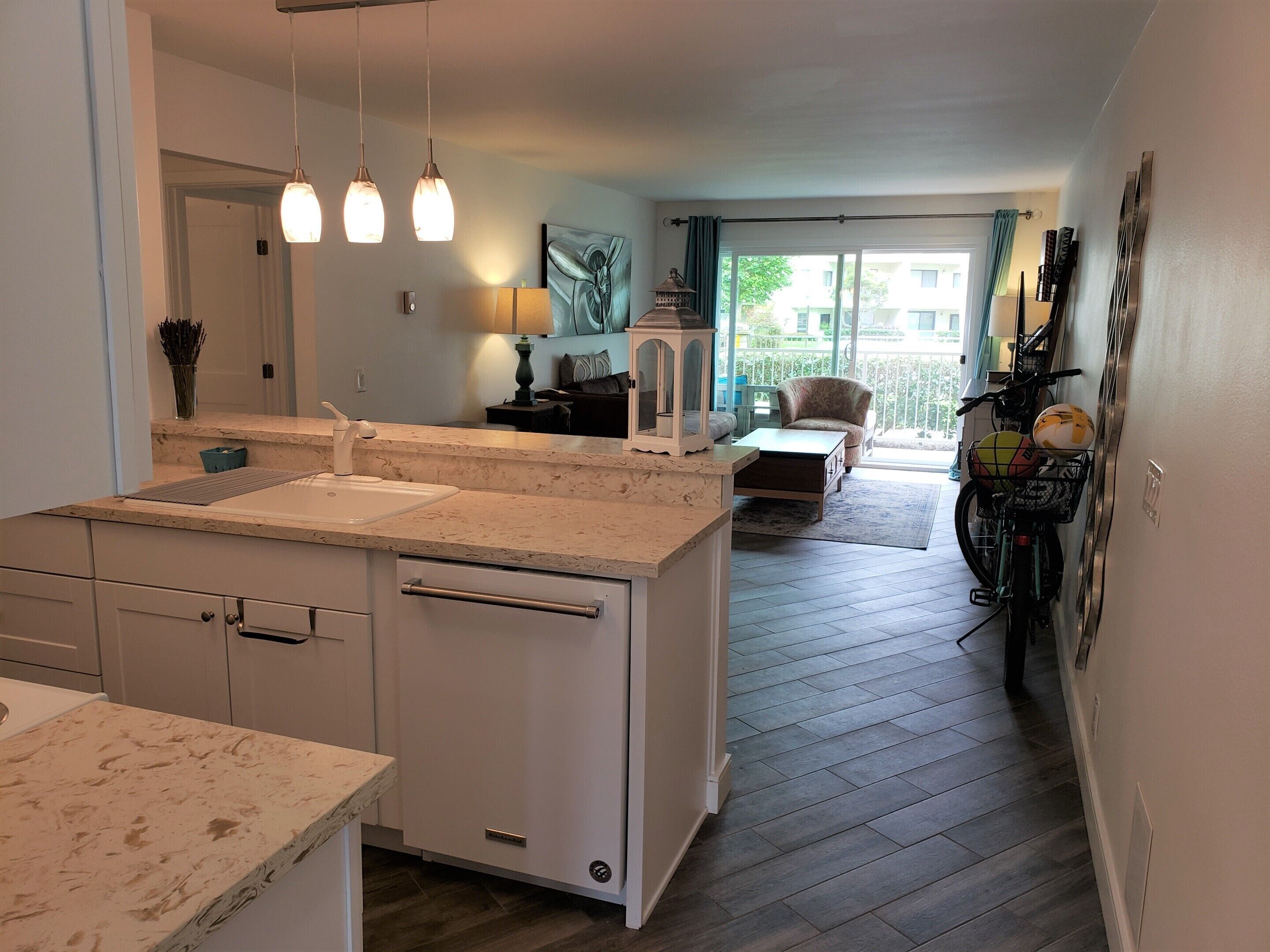 Peaceful, beautifully remodeled three bedroom beach condo