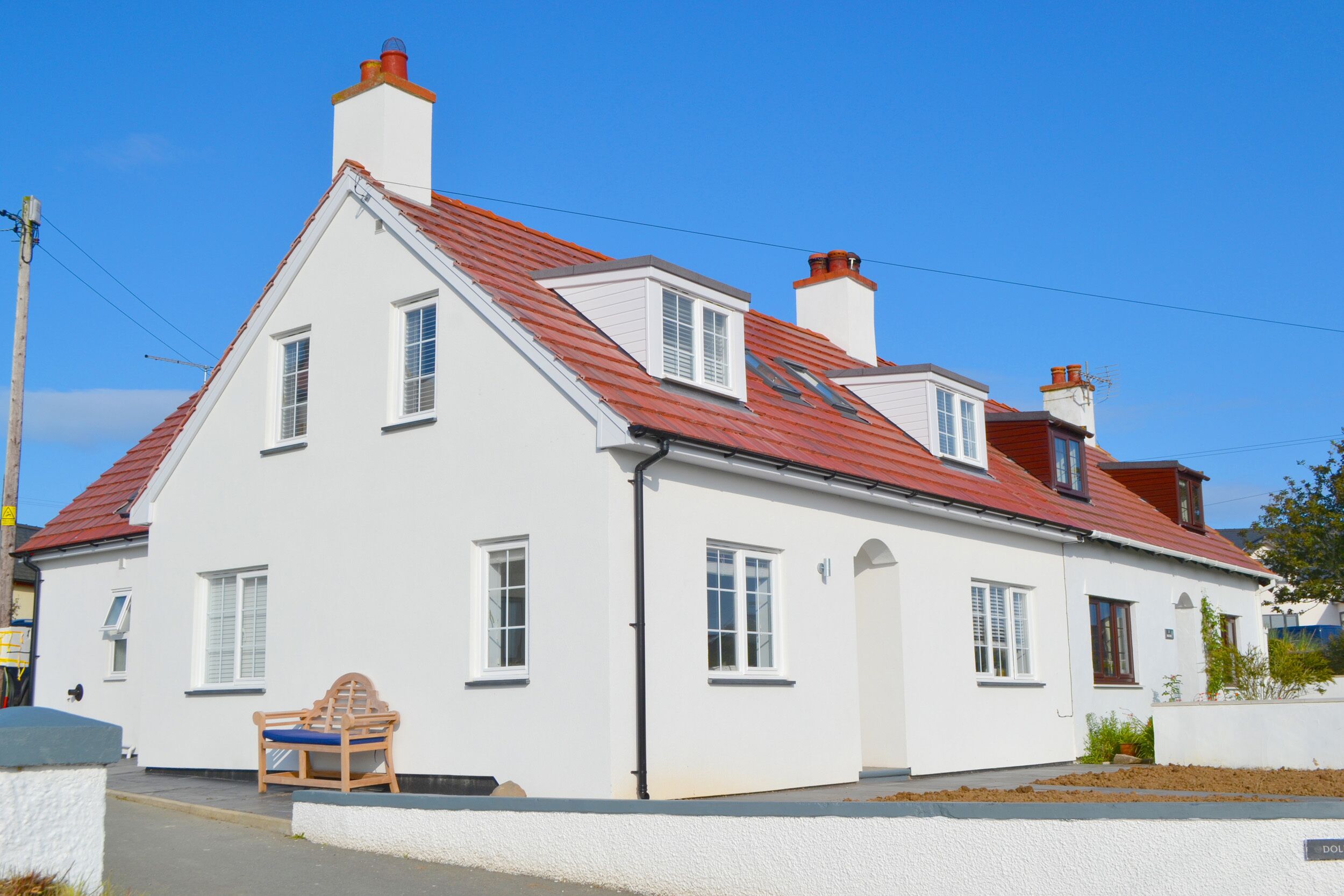 ONE DOLFOR, pet friendly, luxury holiday cottage in Aberdaron