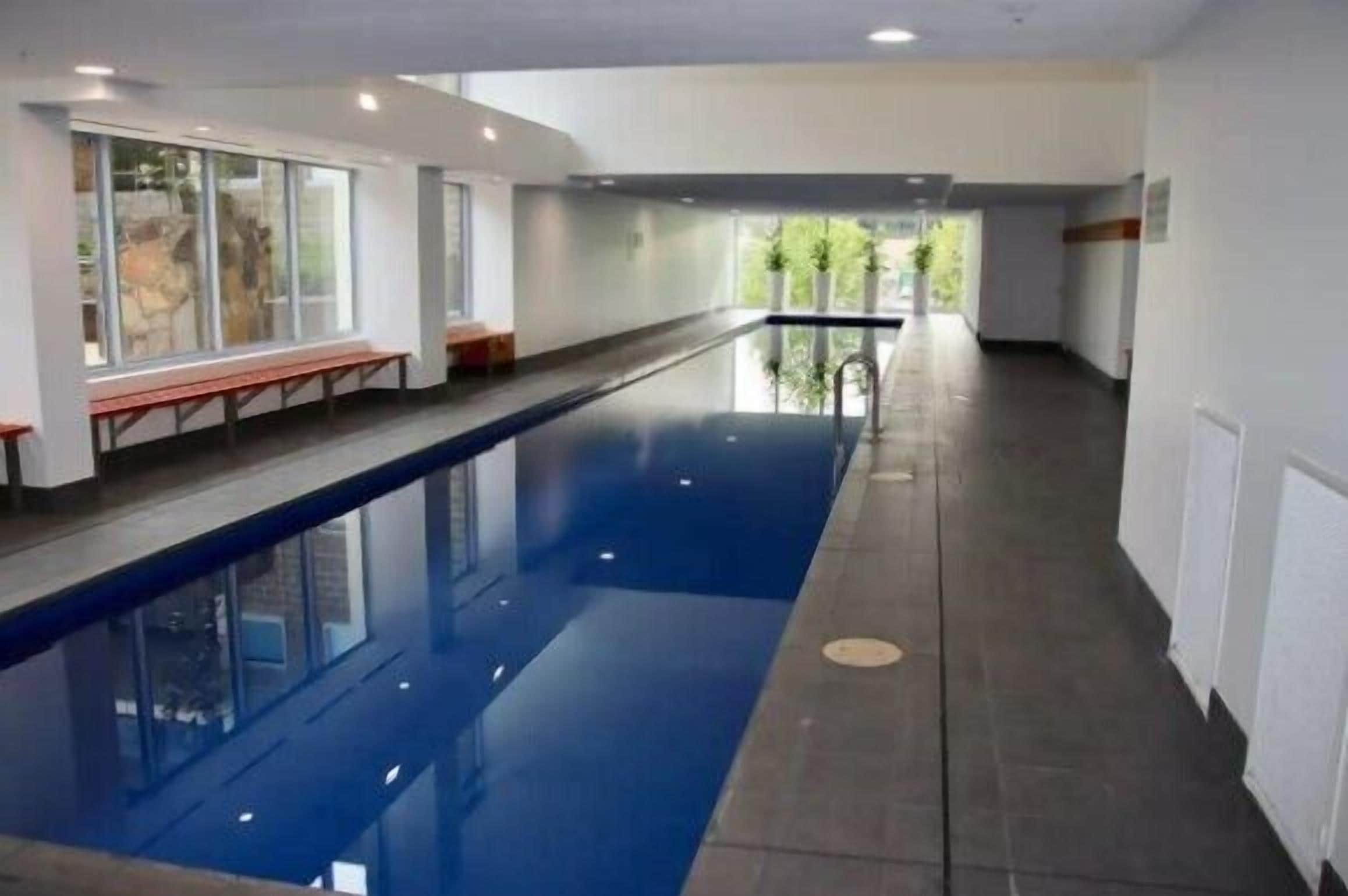 Canberra Stylish Modern Apartment