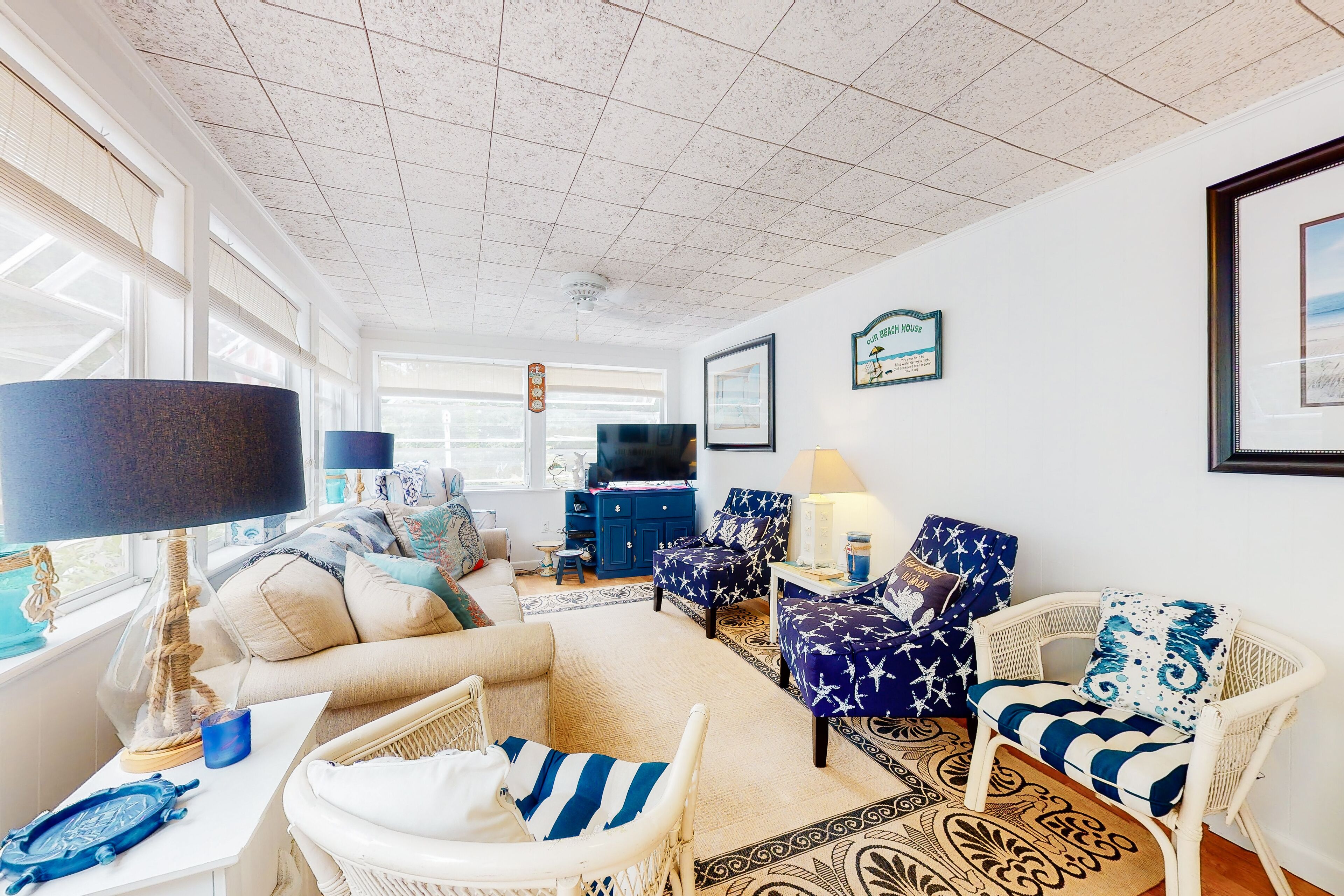 Secluded ranch home with a full outdoor shower & private community beach