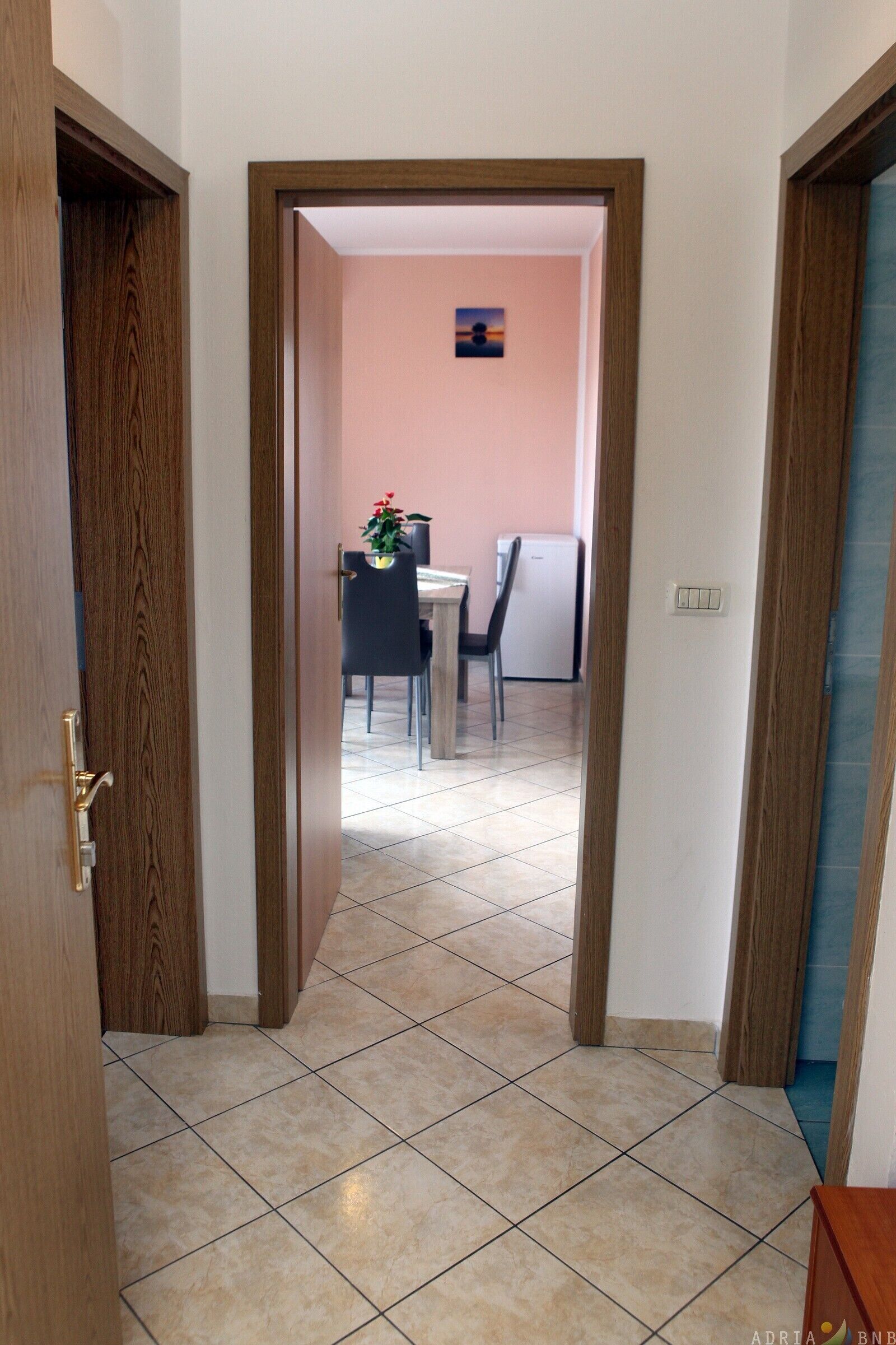 Sea Views Apartment w/ Balcony