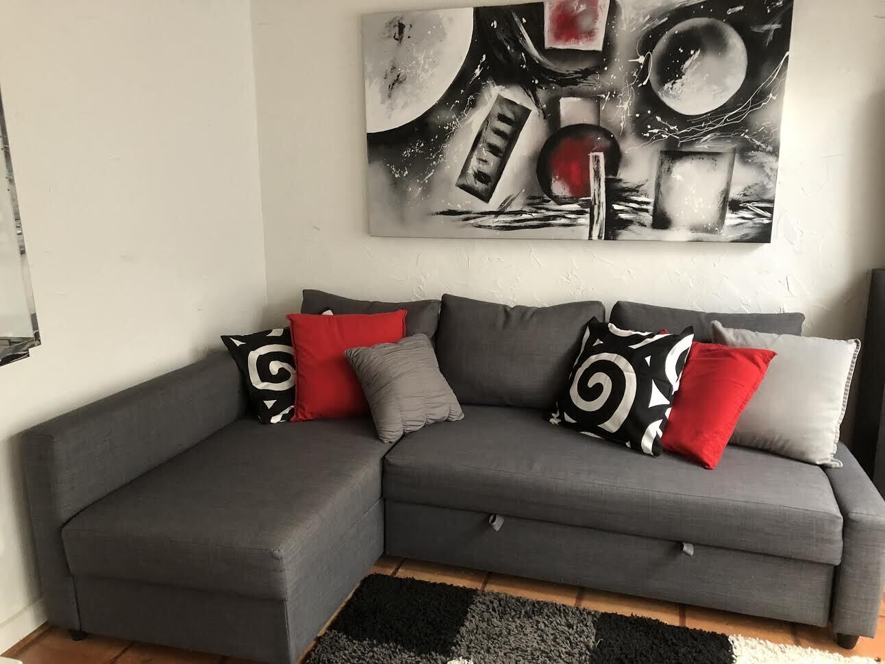 a DRAMATIC 3 level LOFT APARTMENT