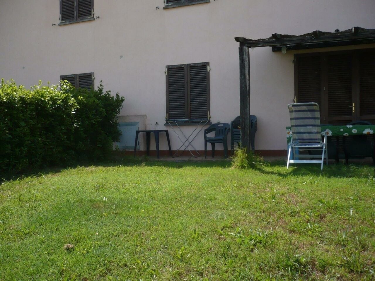 Appartamento Alba IN Campagna A 4 KM DAL Mare ,giardino Privato Recintato 8 Pers