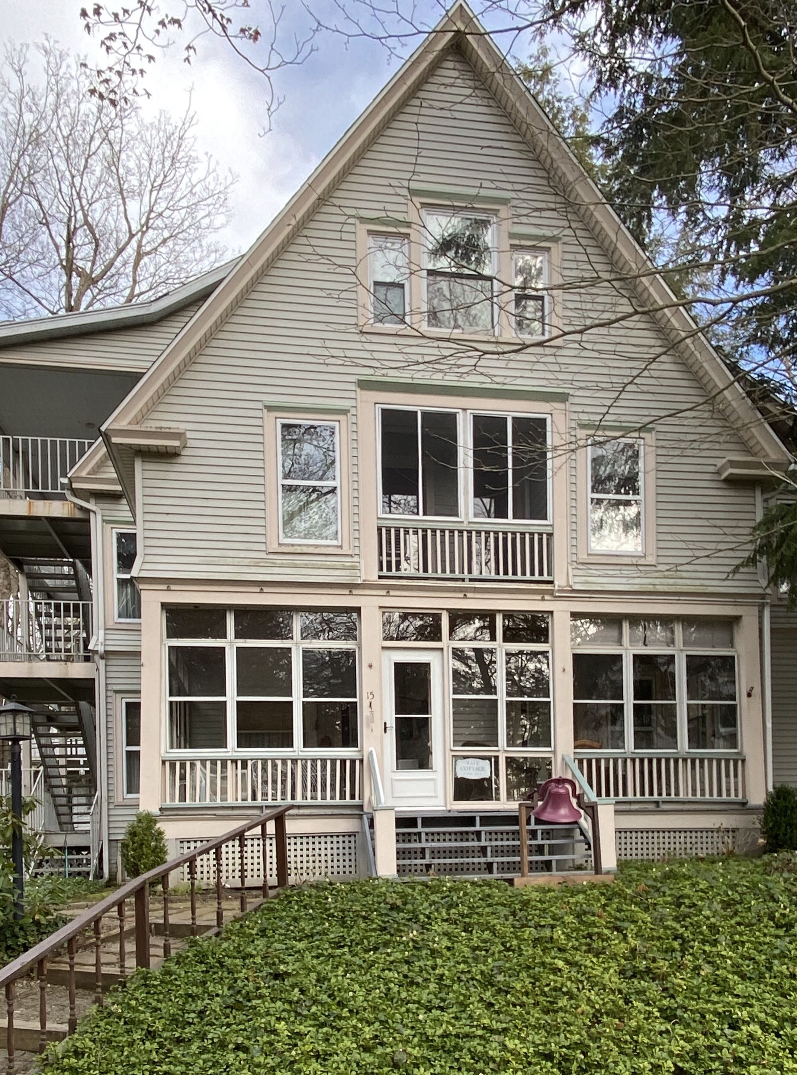 Chautauqua Institution Condo Upscale Central Family Friendly Cottage