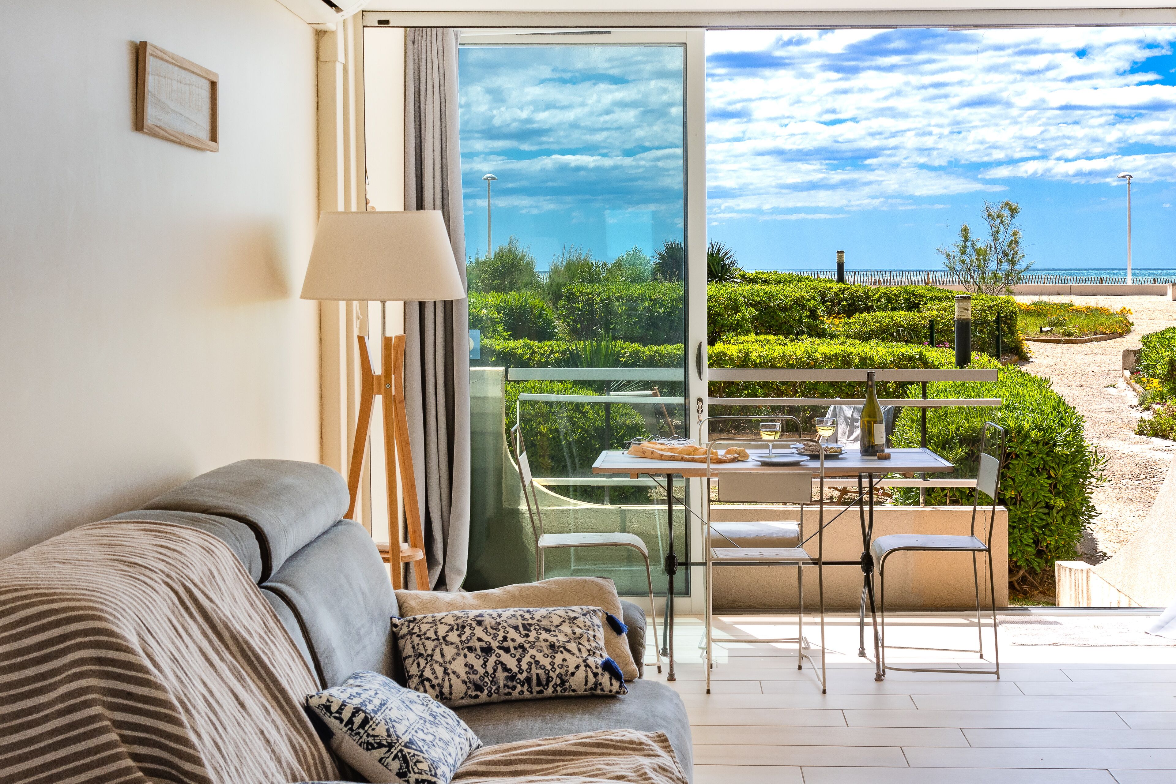 ⛵ Comfort, carefreeness, and sea view