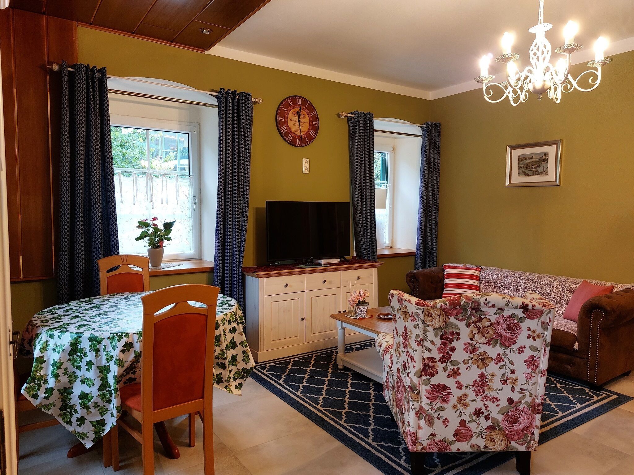 Cozy apartment (45 sqm) close to the old town and sights