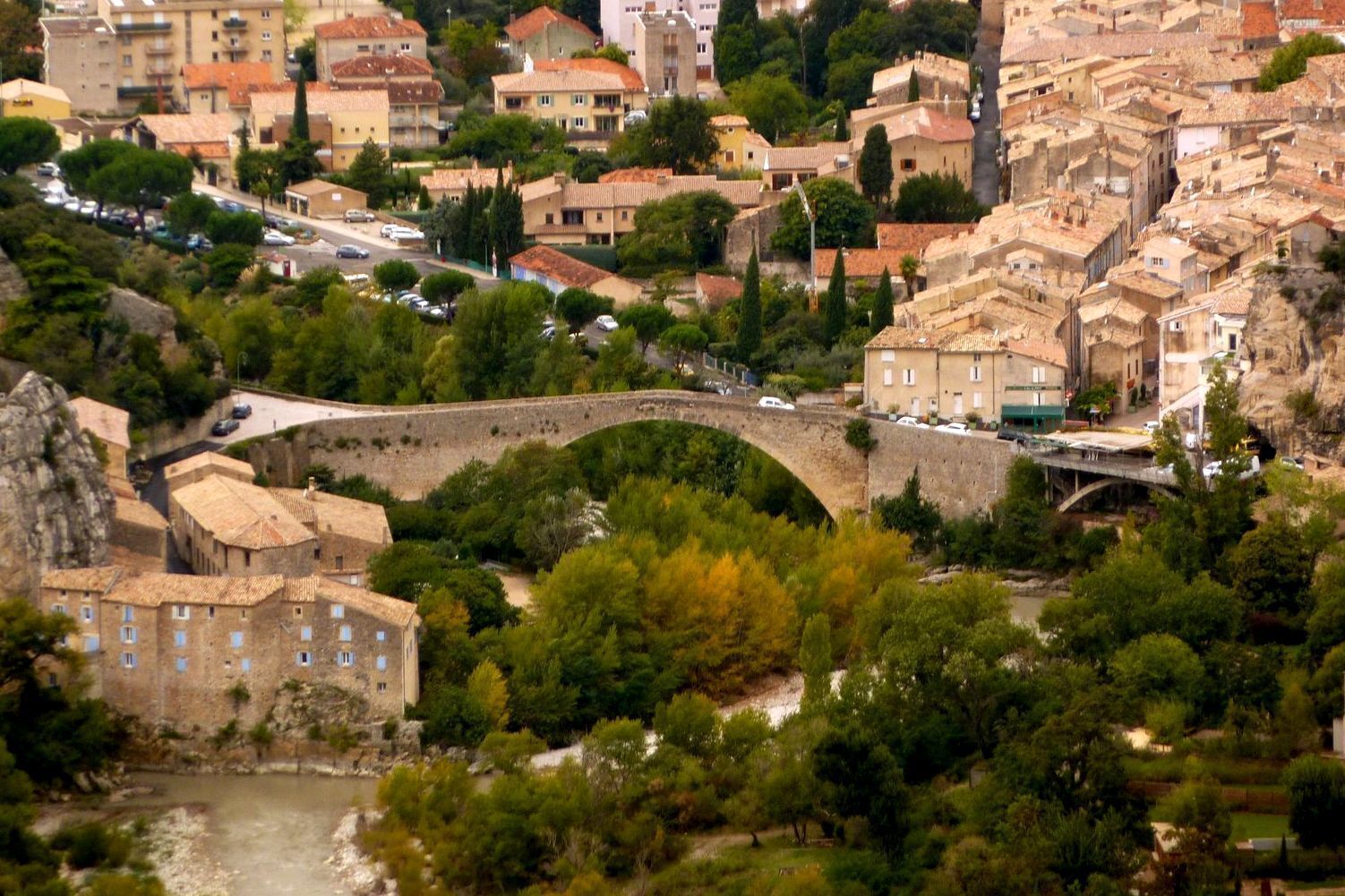 Le Pontias - Art Deco Atmosphere