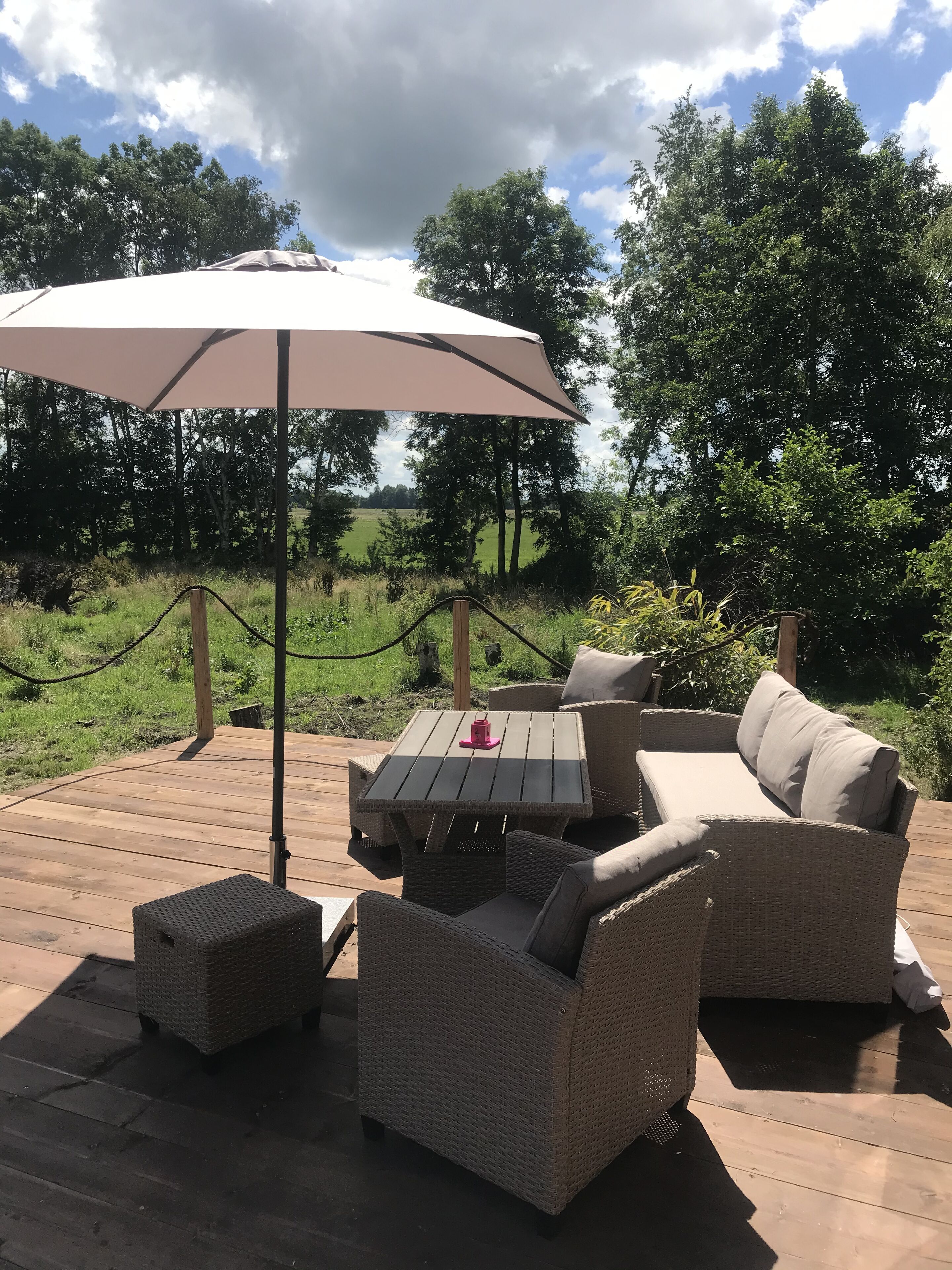 Gulfhof holiday apartment "Wangerooge" with a view of the nature reserve 