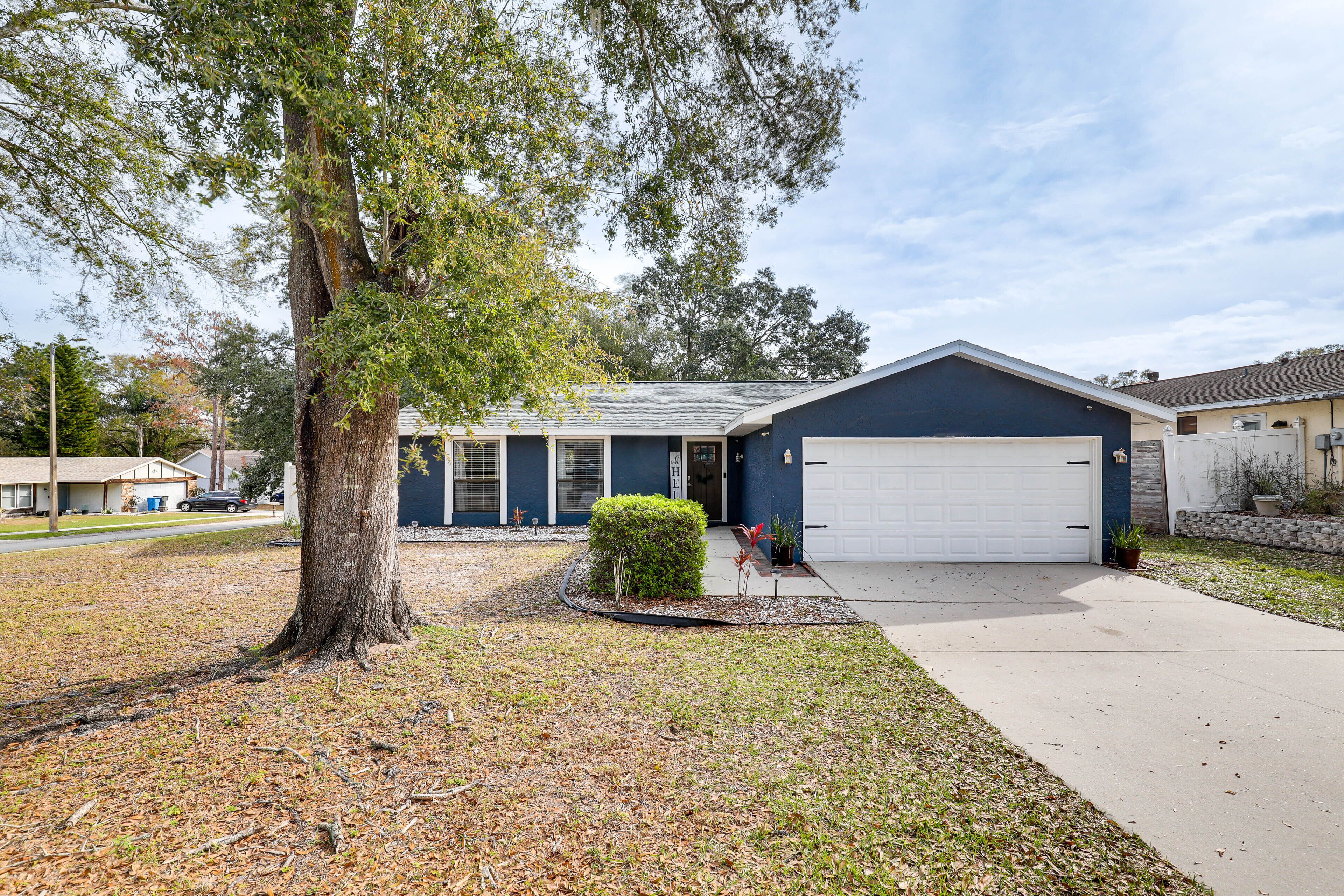 Modern Brandon Escape Near Downtown Tampa Bay
