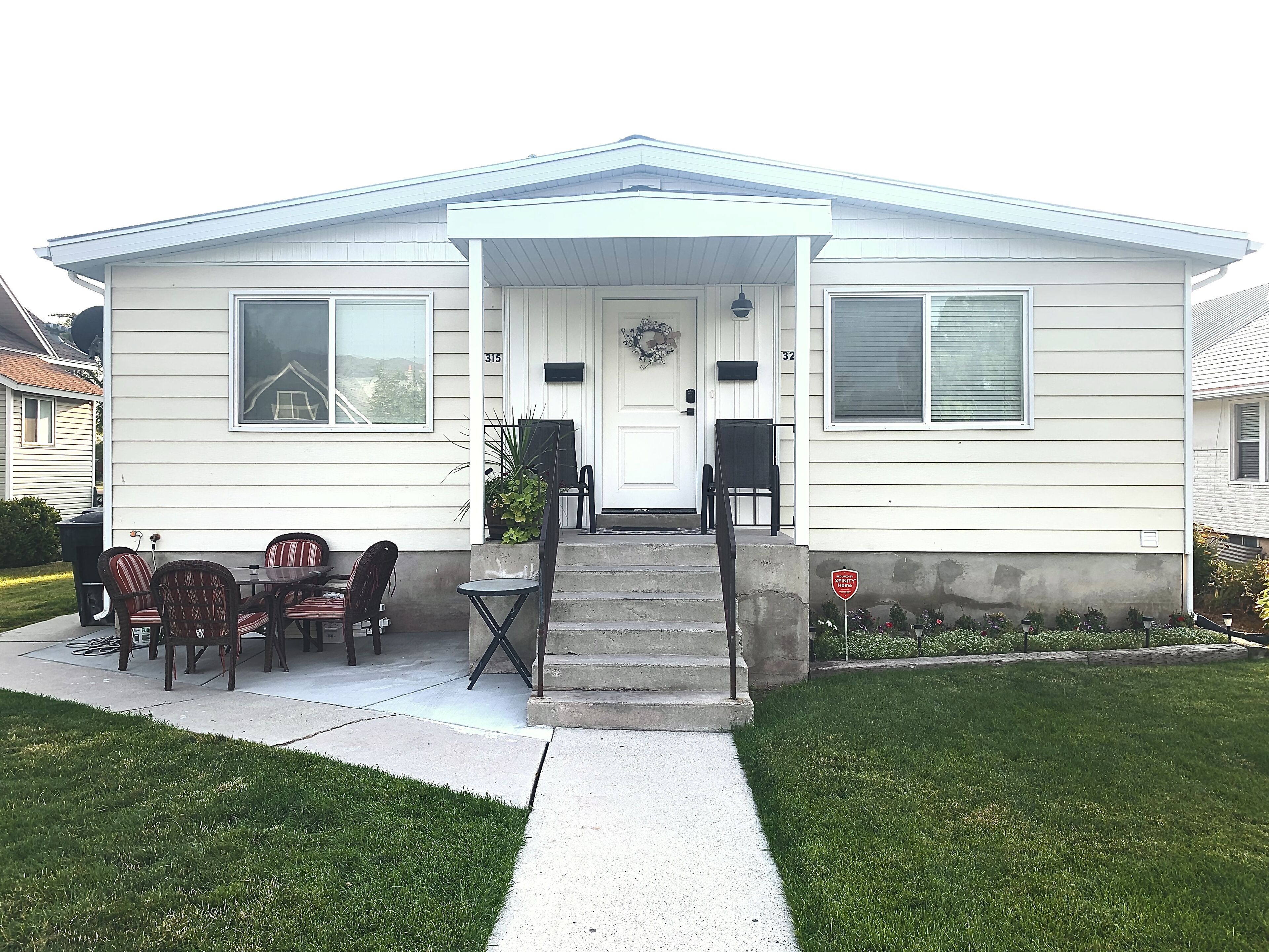 ★Home away from Home ★