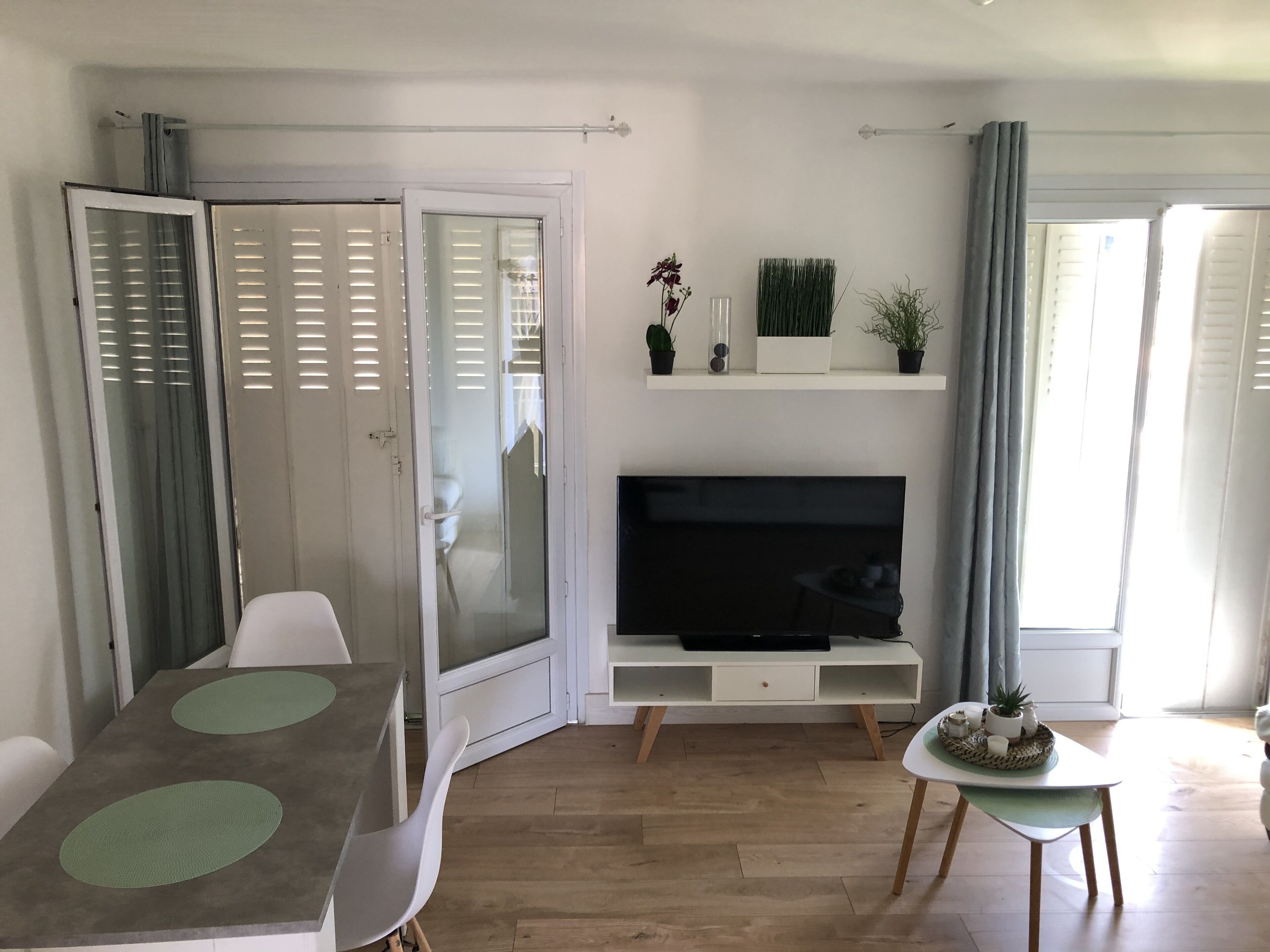 Bright T3 apartment with 10 m2 terrace