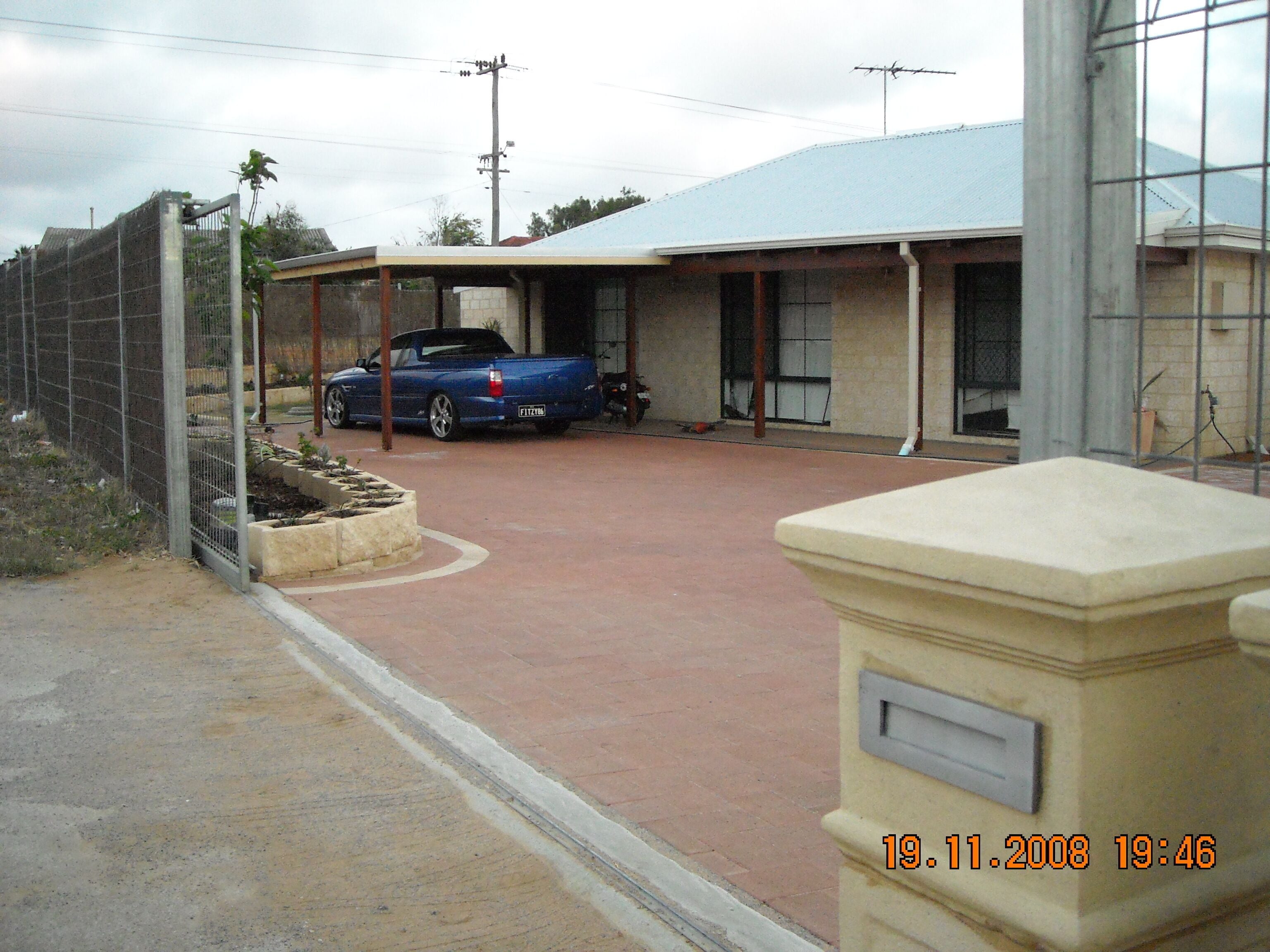 Studio for weekly rent or longer