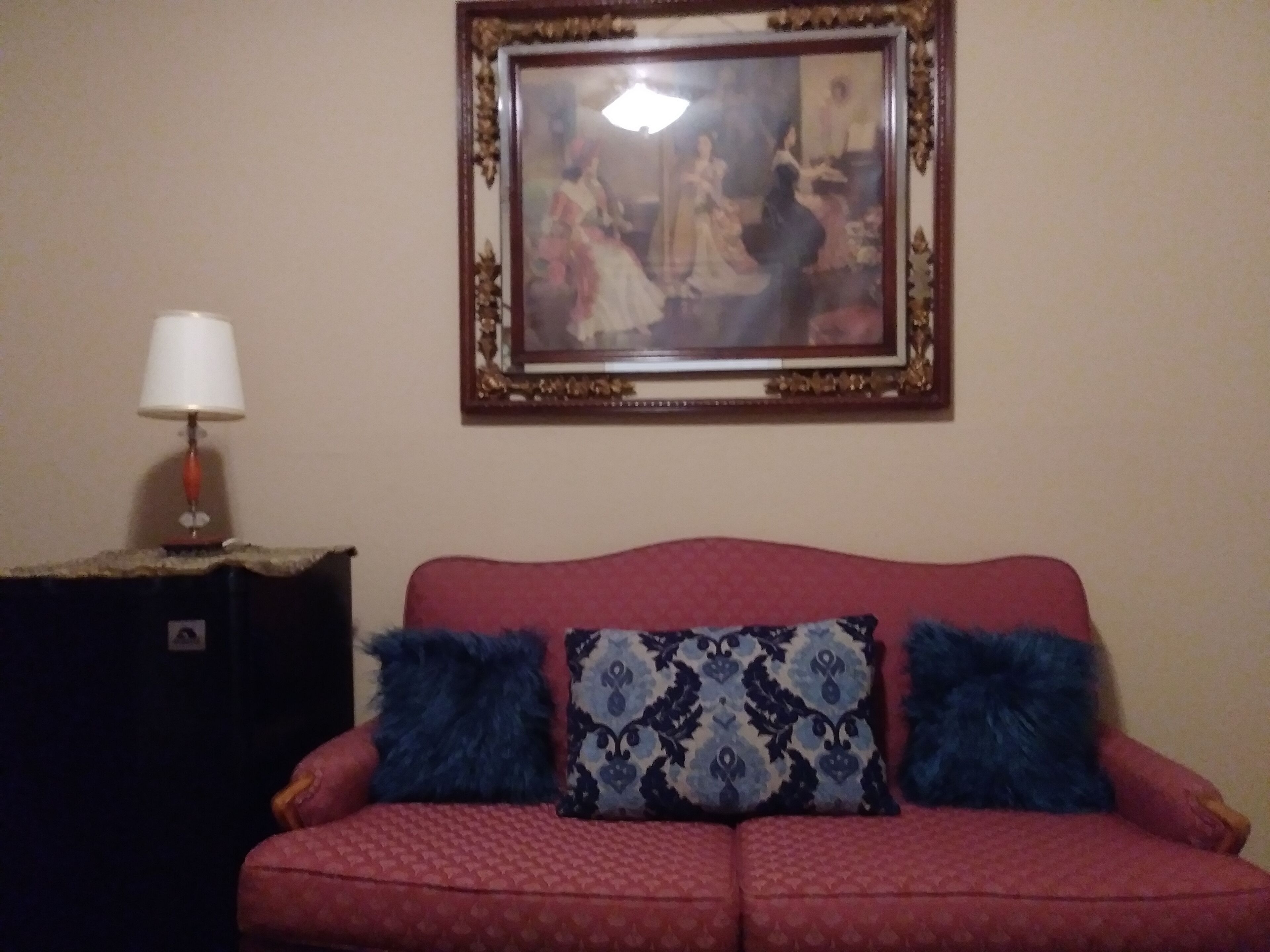 1930s Rear Unit, 3 miles to DT, Walk 2 Trinity U, Private Entrance