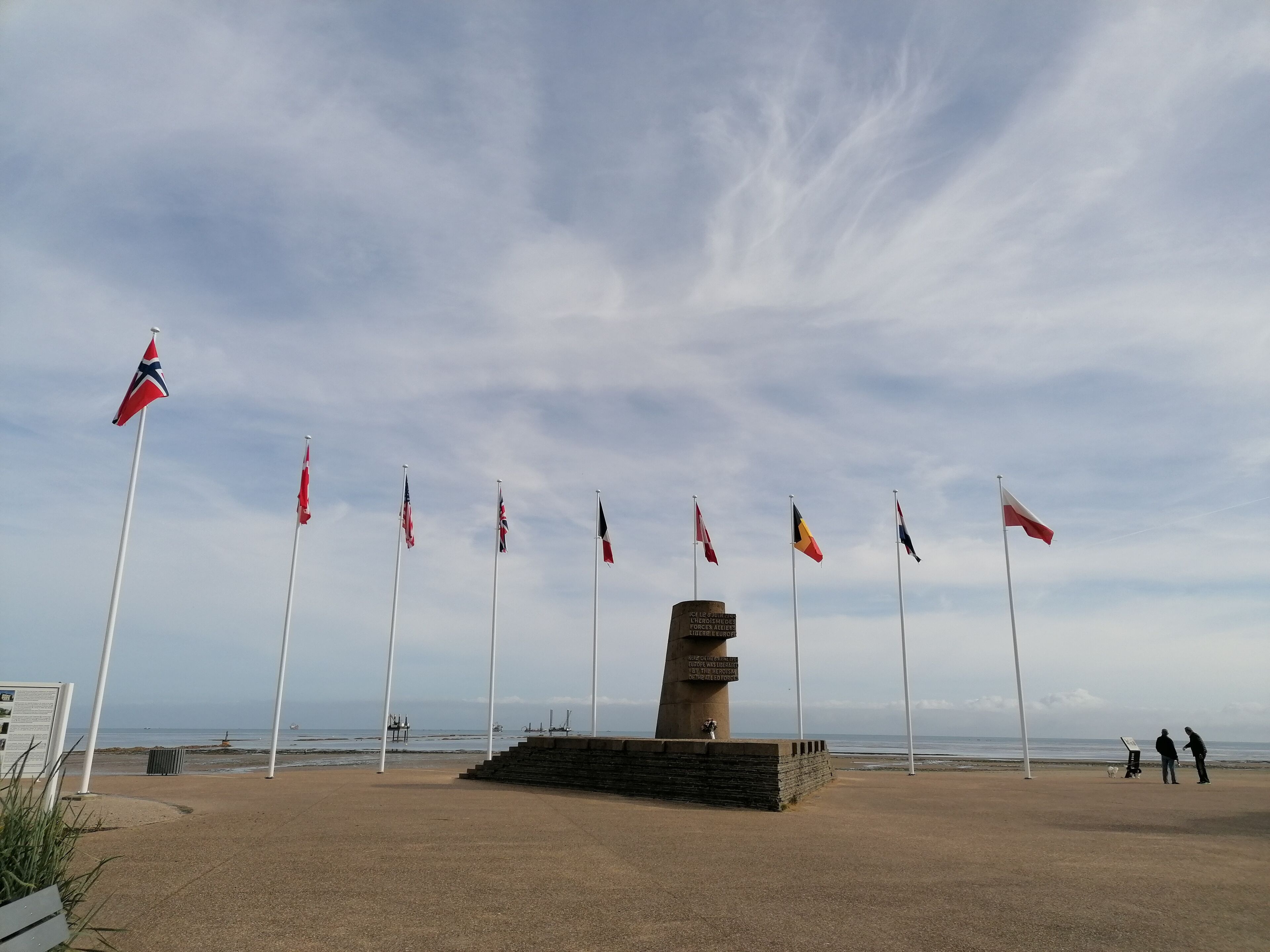 Seaside apartment with balcony to the South in the heart of the Landing beaches