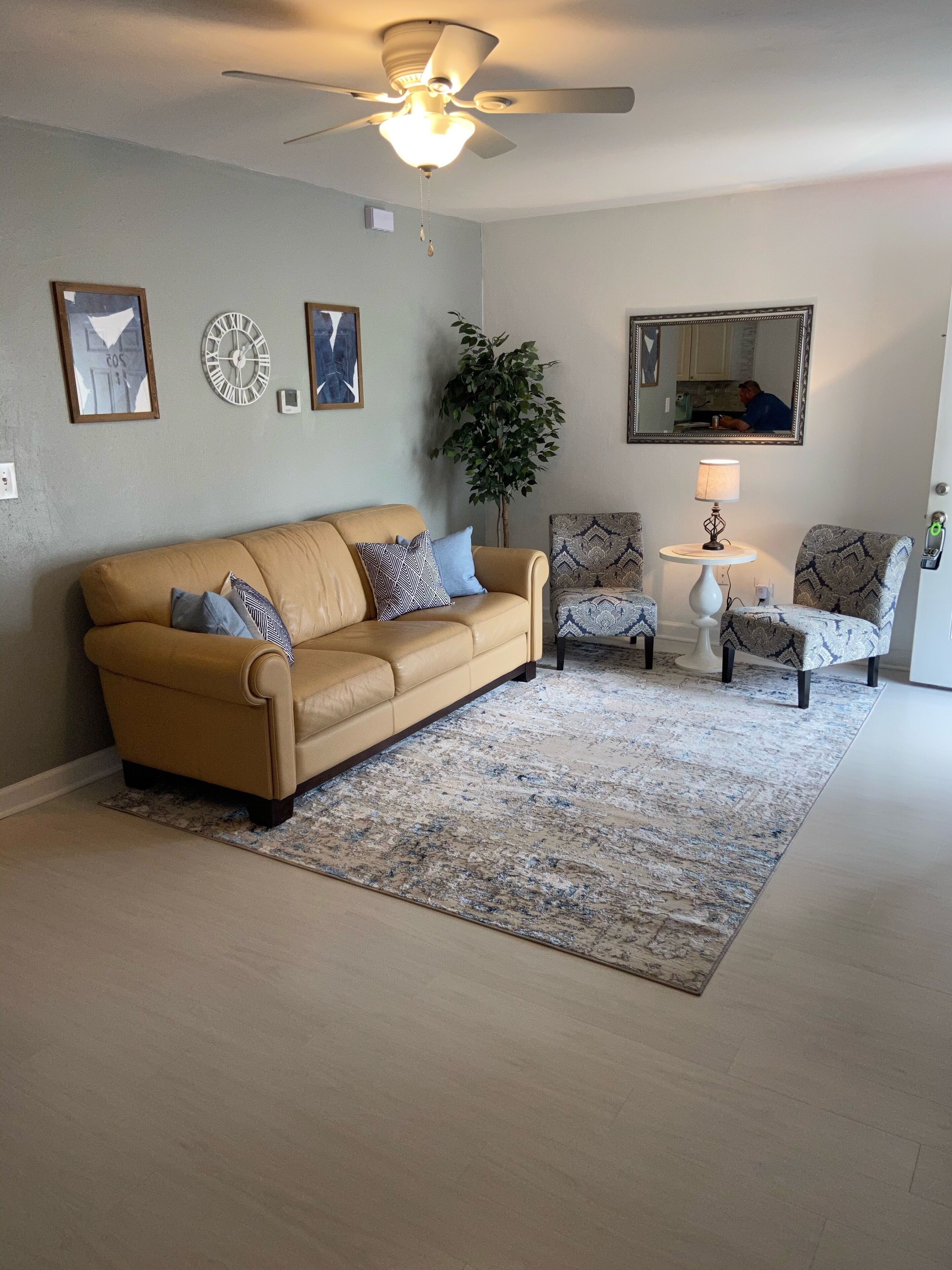 Shadowlawn Villas II, Suite III