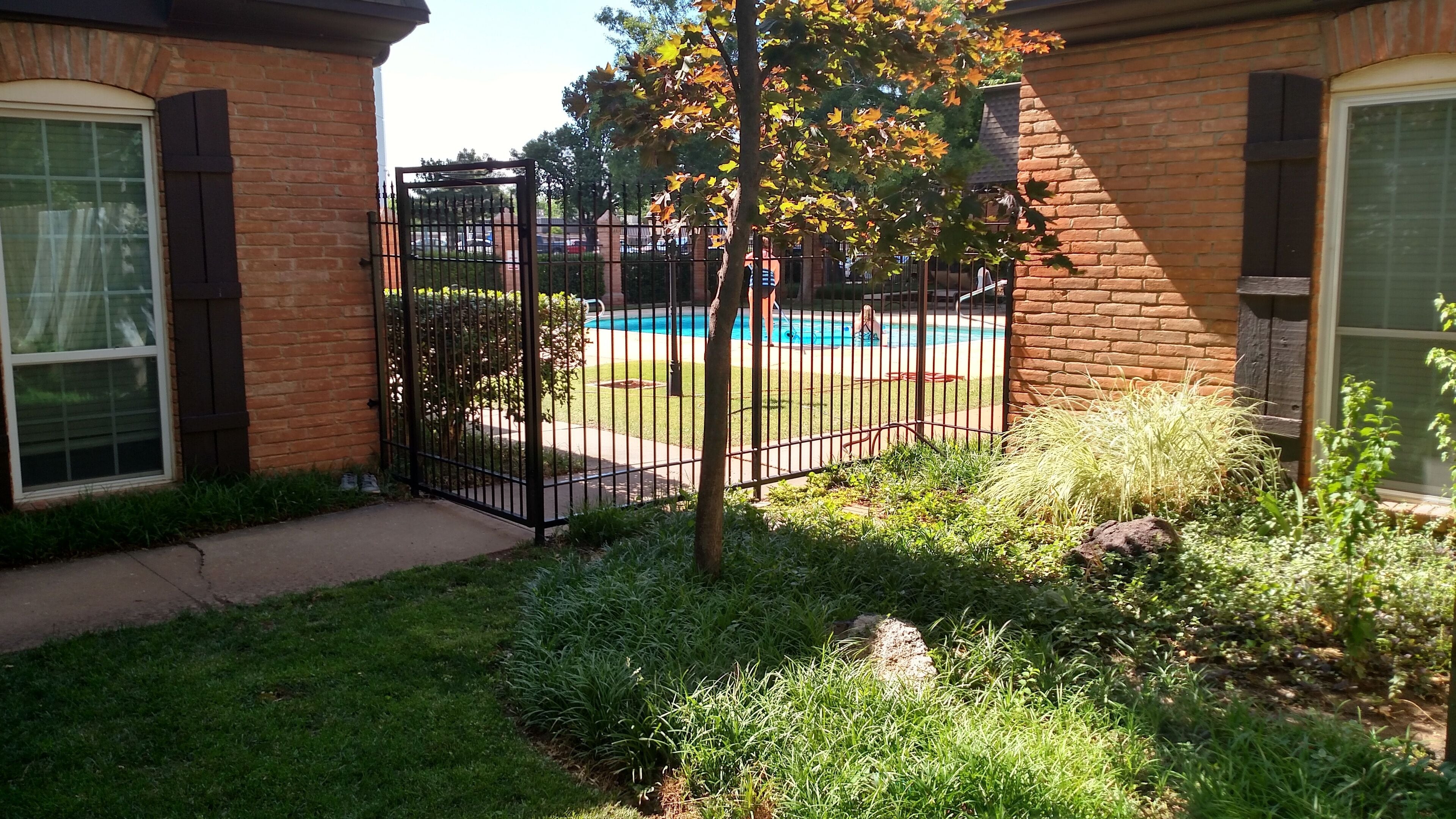 Awesome, 2 bed, 2 bath Condo, near Integris Baptist Hospital, NW OKC