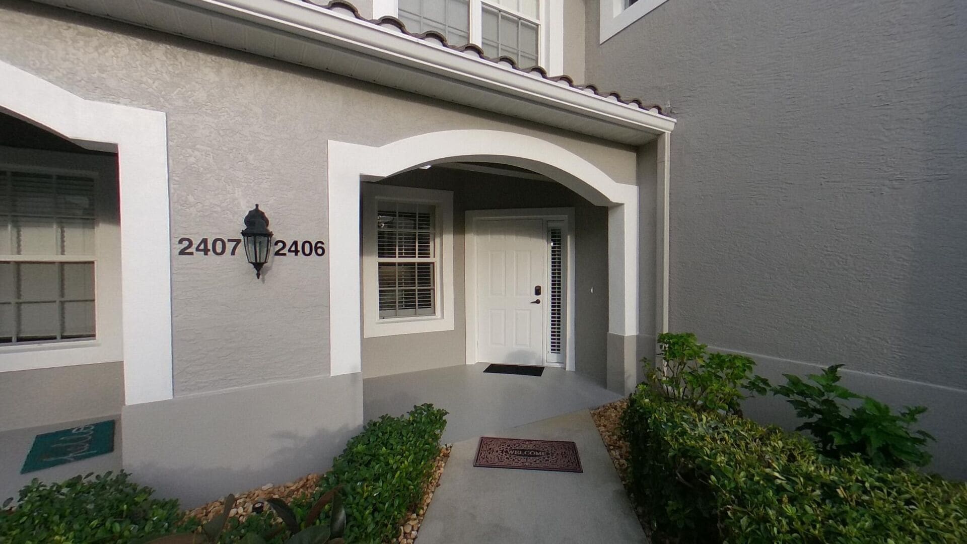 Beautiful First Floor Unit with Private Golf course views