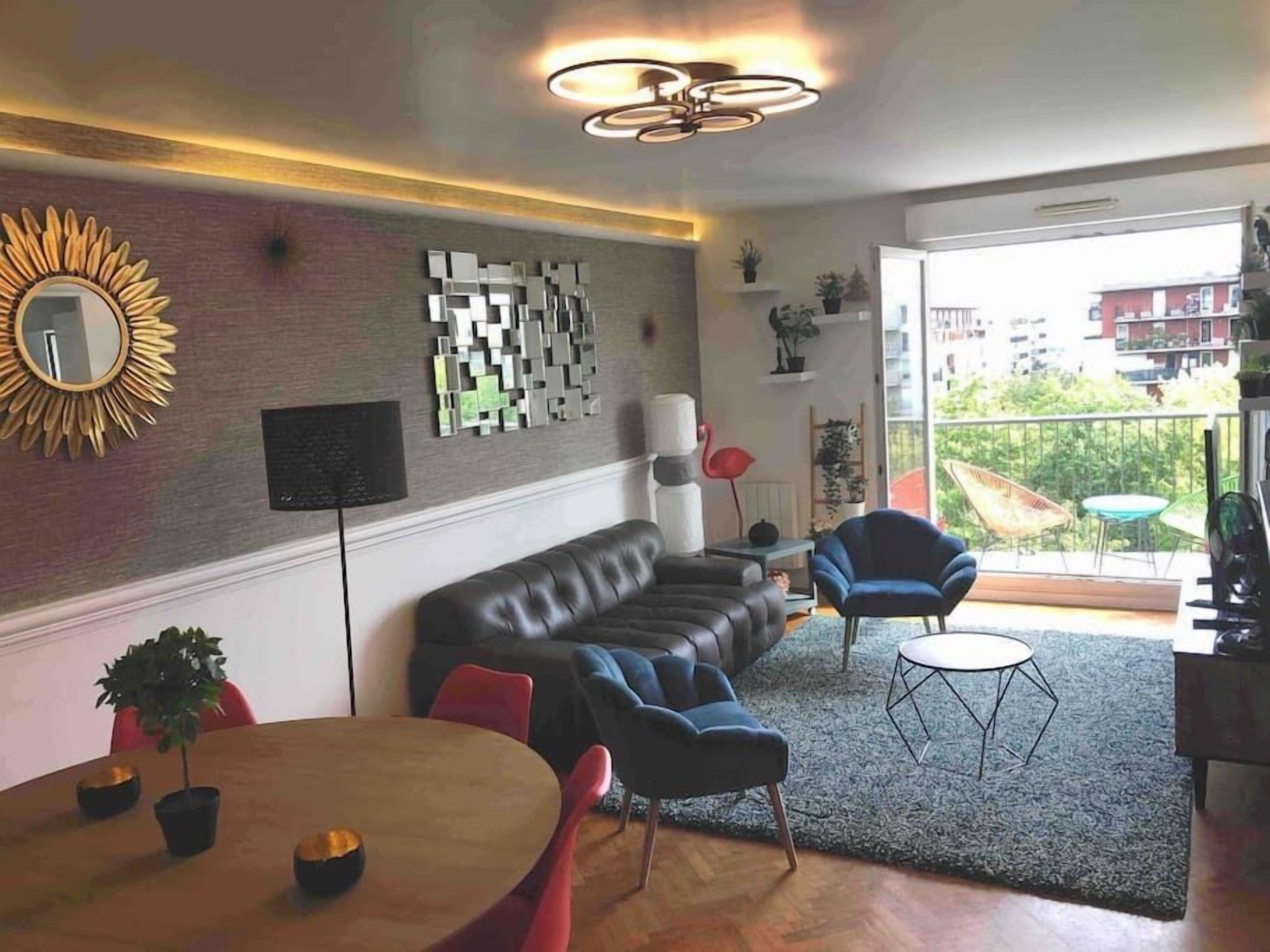 3 bedrooms + Safe parking in Paris-Stade de France, FELLINI