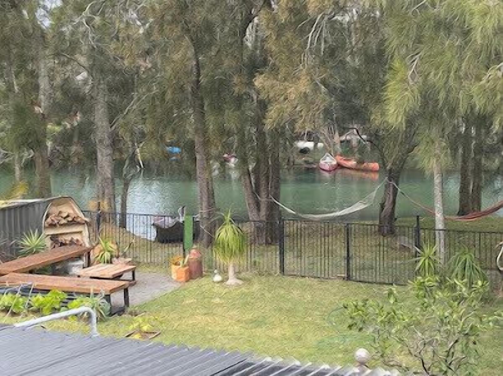 Conjola Inn-Let - with SUP's canoe & bikes for two..