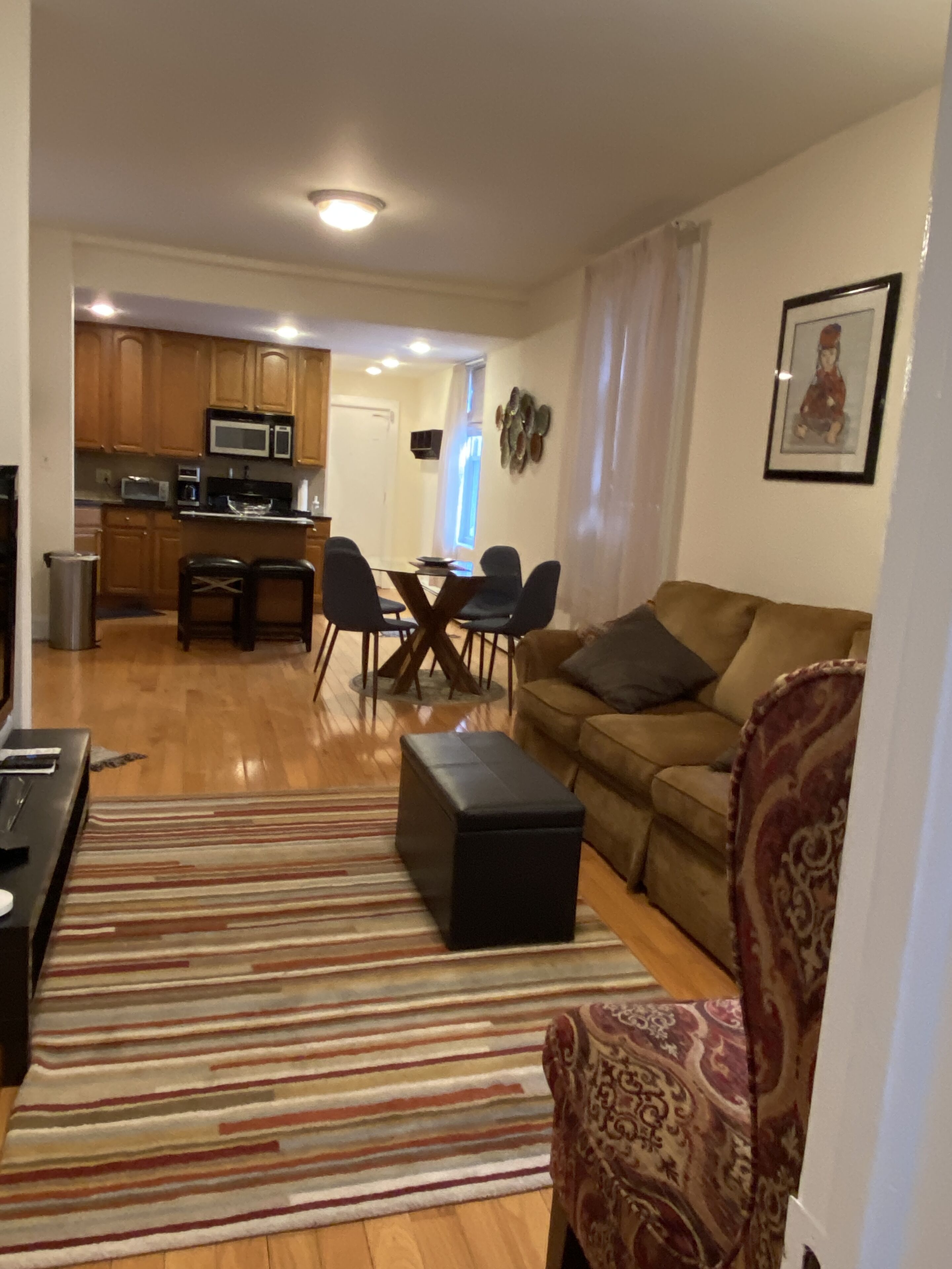 Charming 2nd Floor Haven