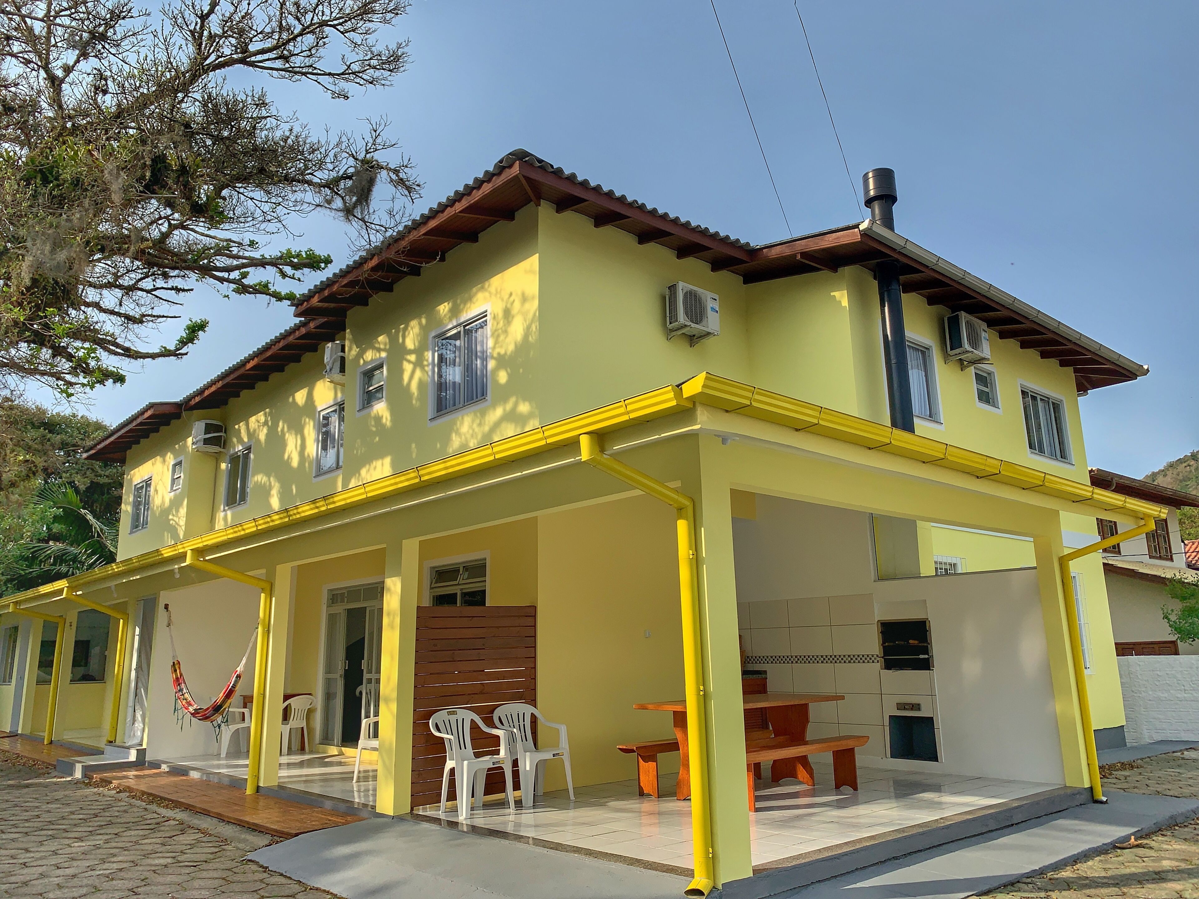 Inn has room for couples and family 