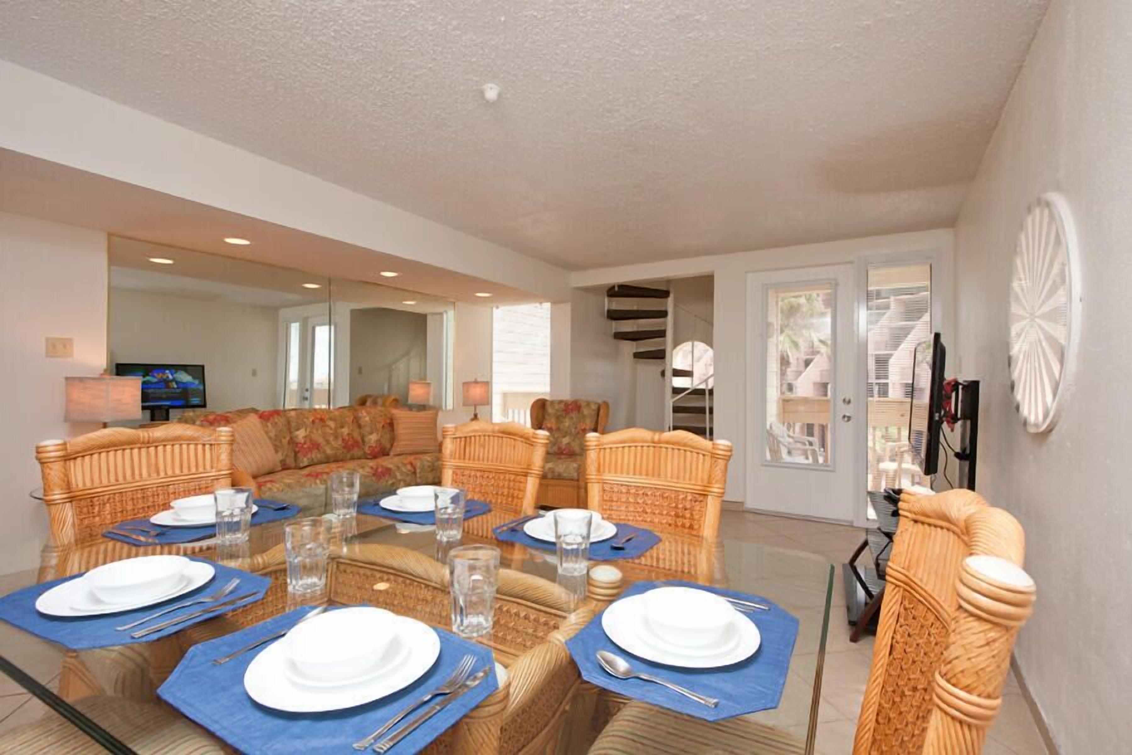 Bahia Mar 983F - Simple furnishings;Cozy walk-up;Beachfront sundeck