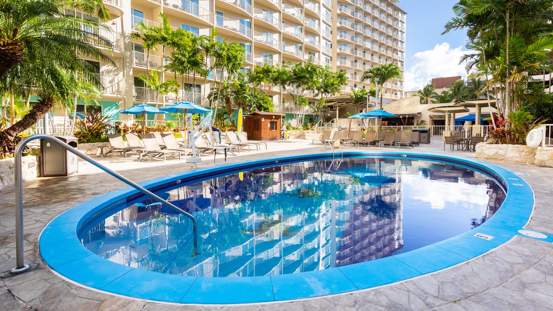 Tropical Club Wyndham at Waikiki Beach Walk, 1 Bedroom Suite