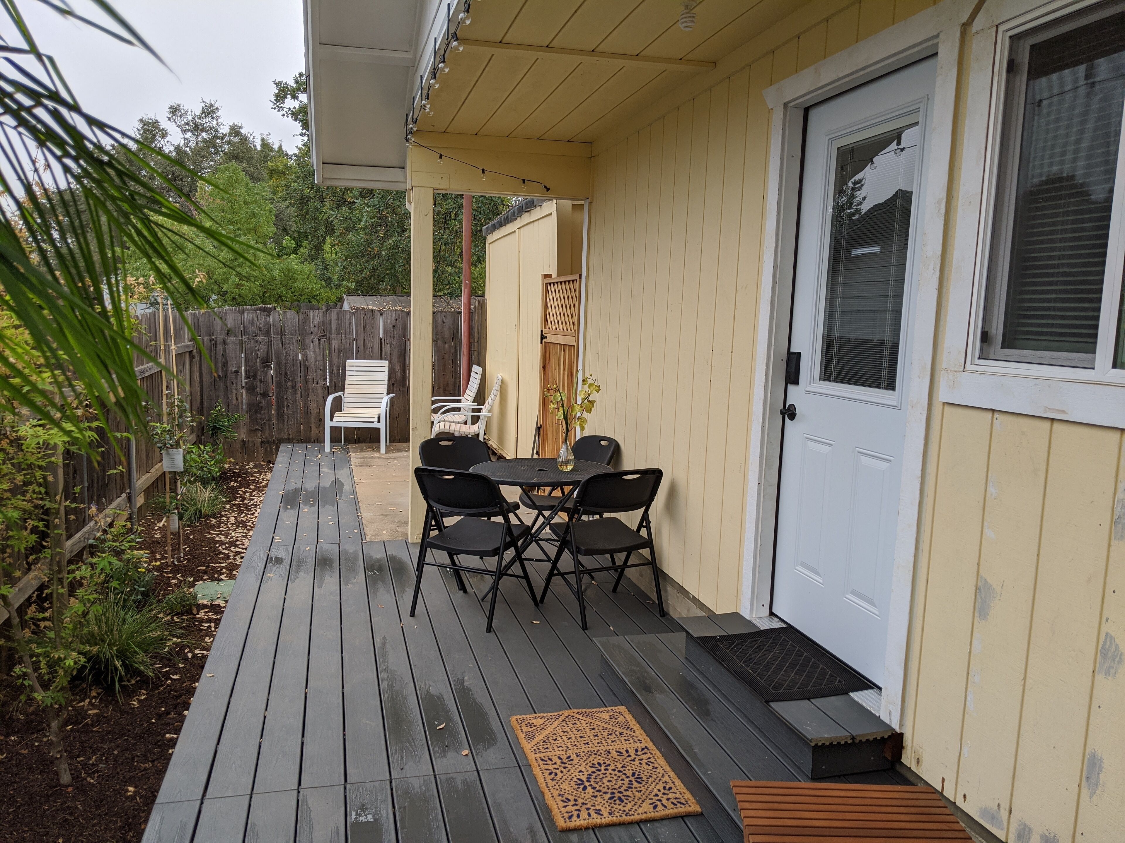 2 bedroom aptmnt near Bethel / I5