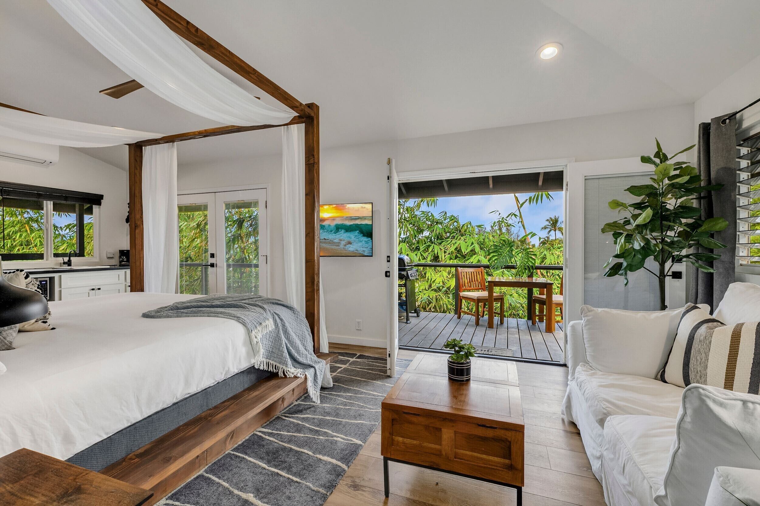 Sunset beach Oasis!!