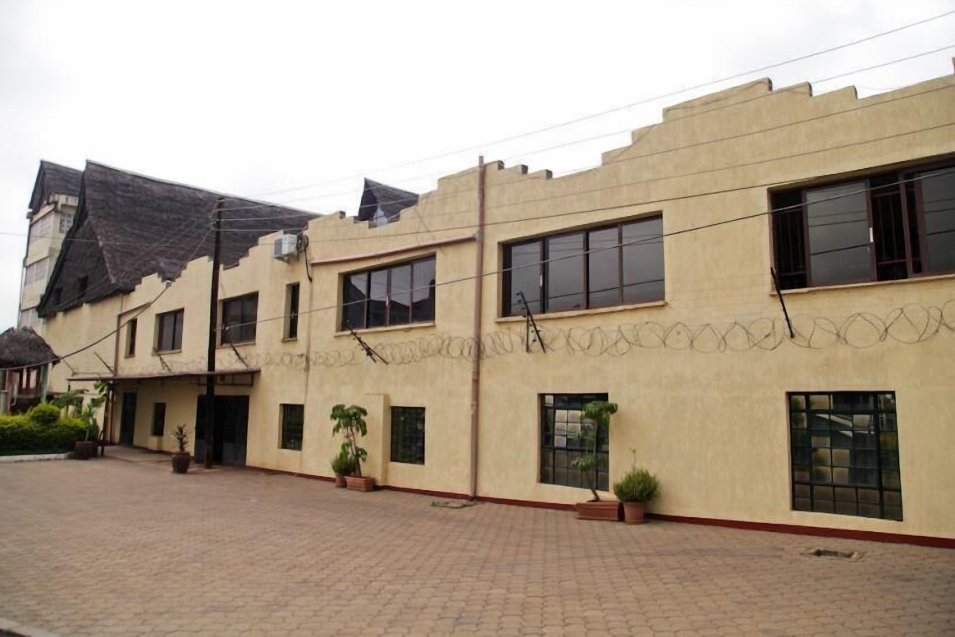 The Headquarters Inn