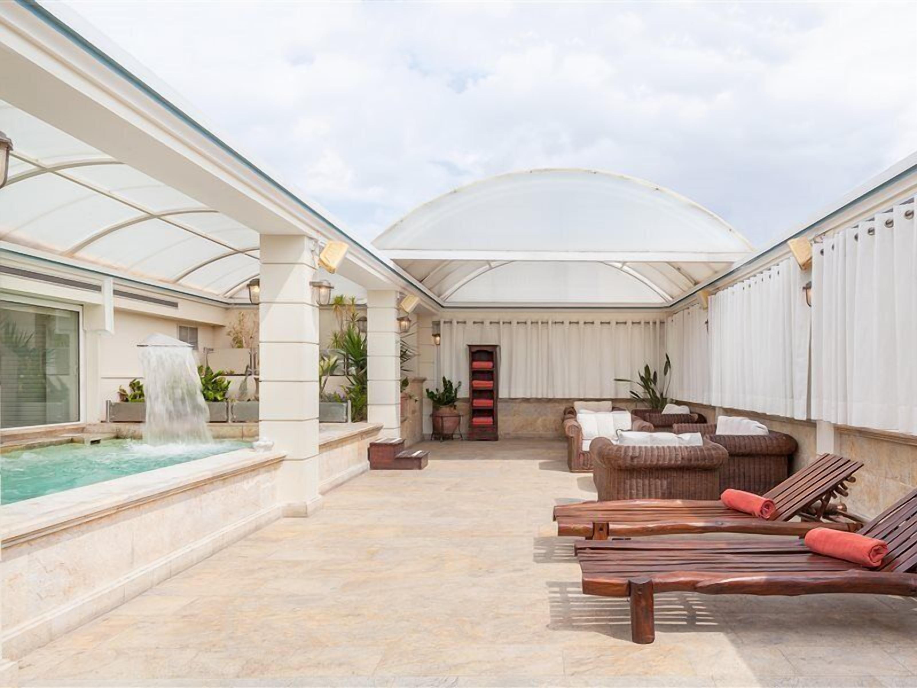 Coral Hotel Athens