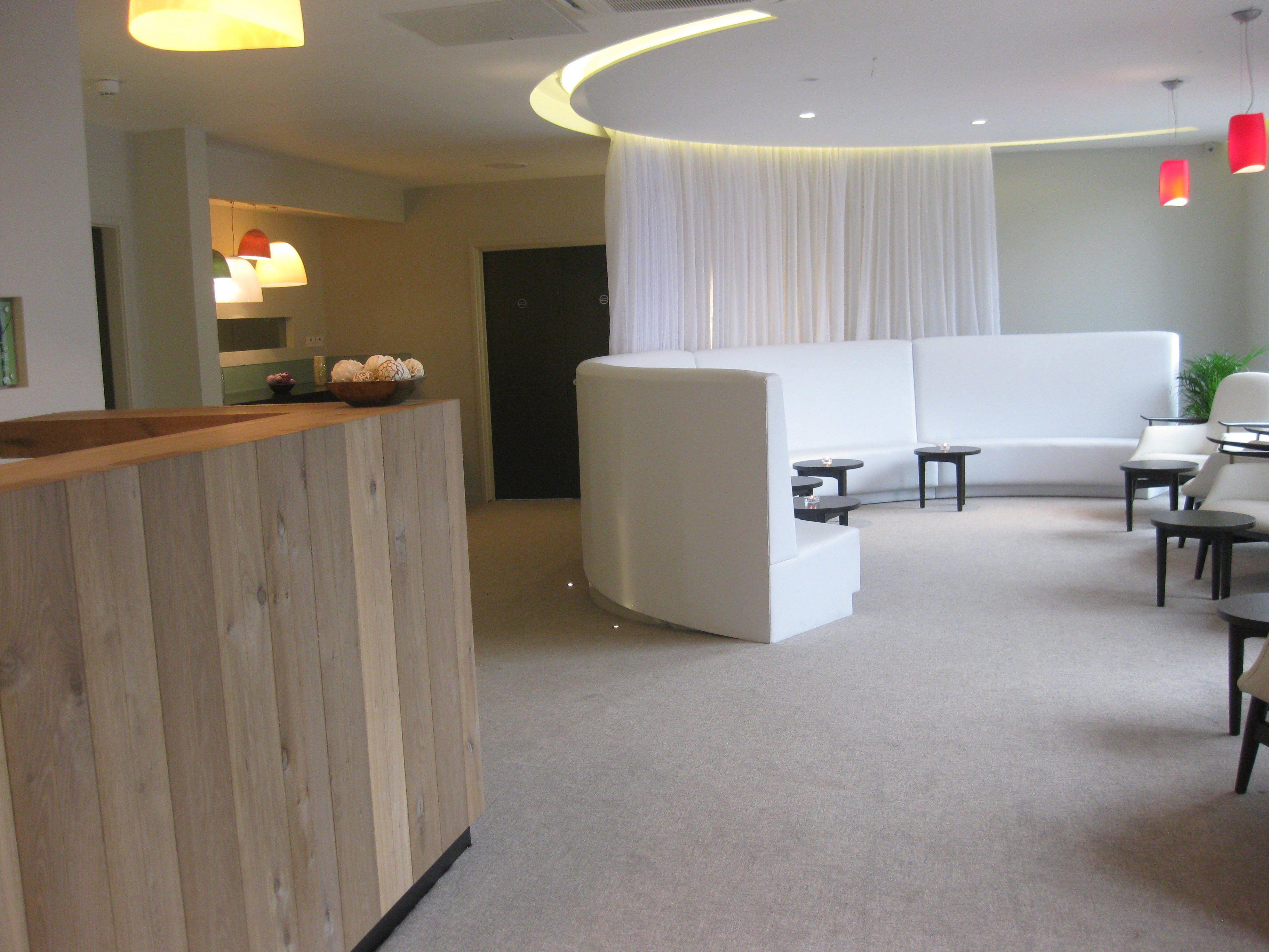 Axiom Park Hotel