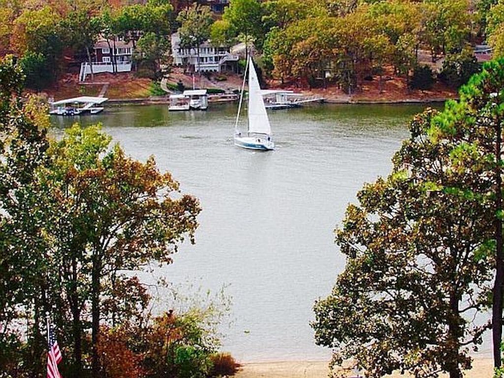 BEAUTIFUL 2BD/2BATH CONDO