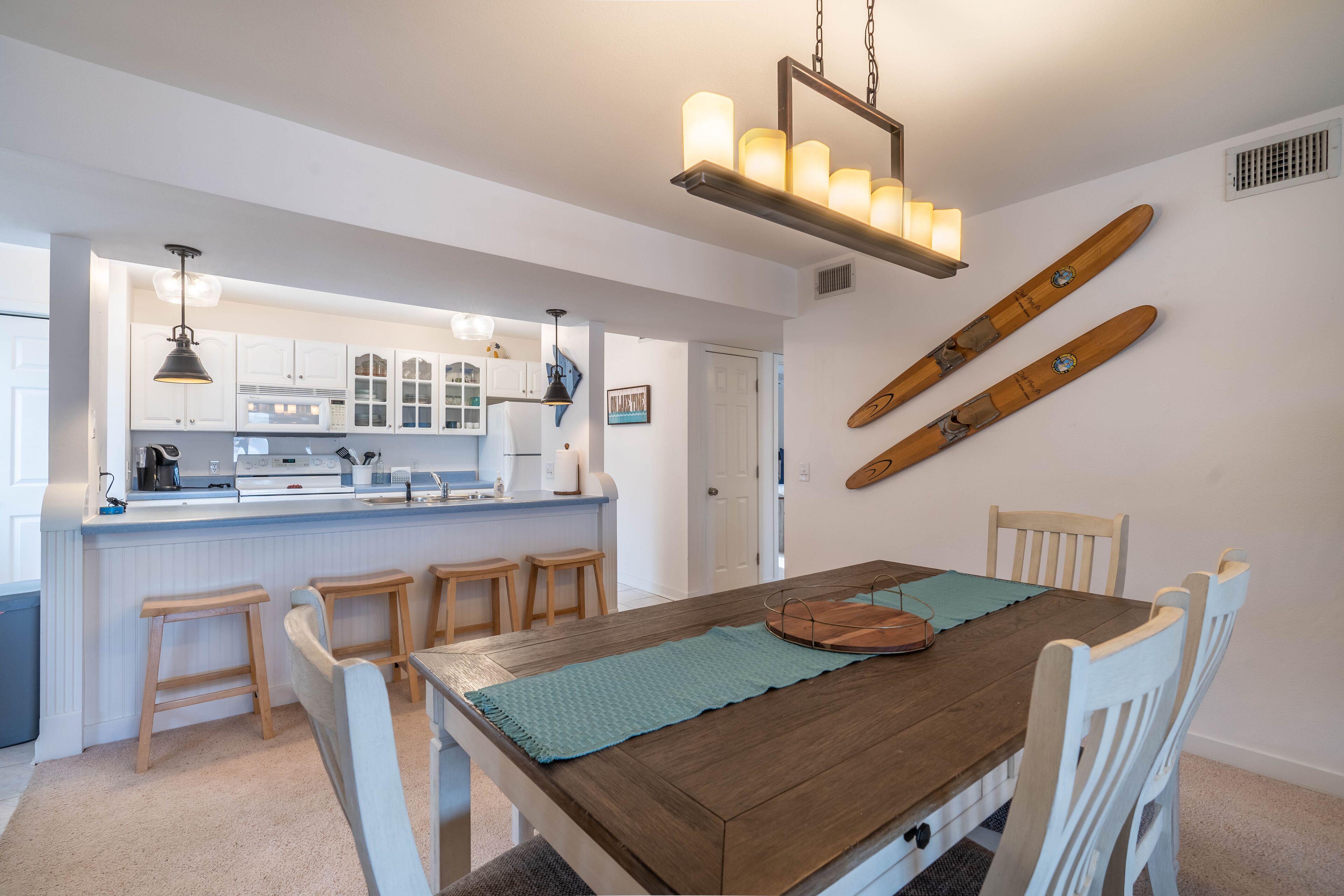 Spacious main channel vie condo, great family and friend gathering spot!