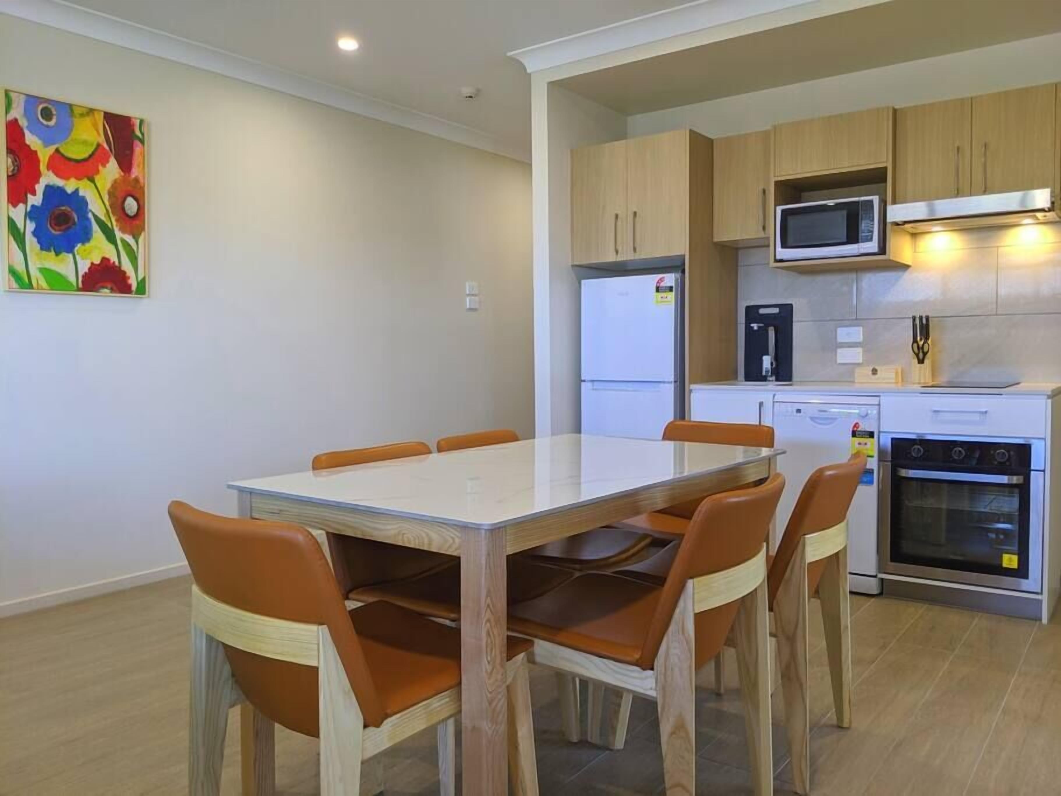 Stylish 2 Bedroom apartment with city view in Brisbane