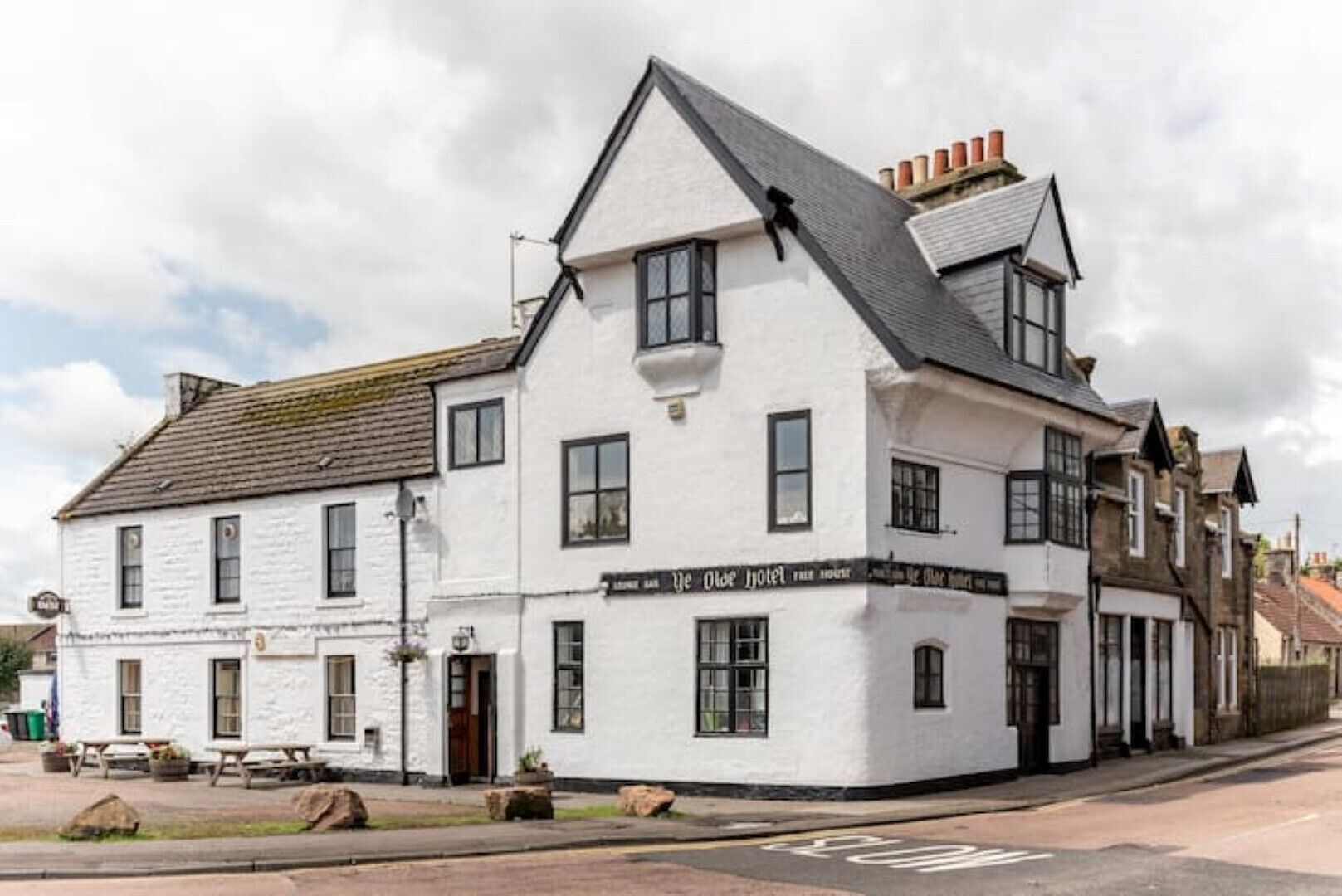 No 67 Leuchars (Nr St Andrews) Ample Free Parking