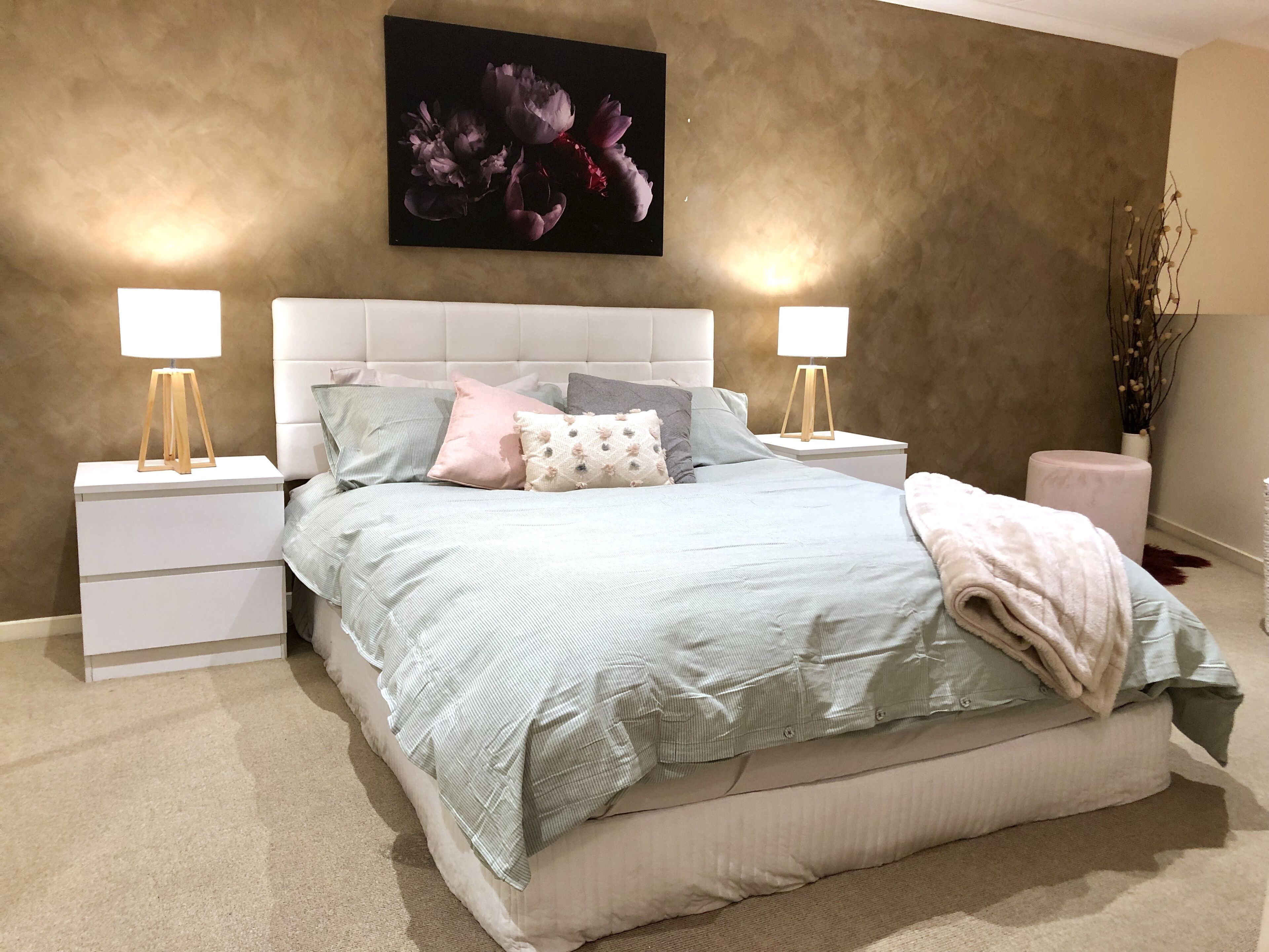 Forum Central City Loft with Free Wi-Fi and Parking