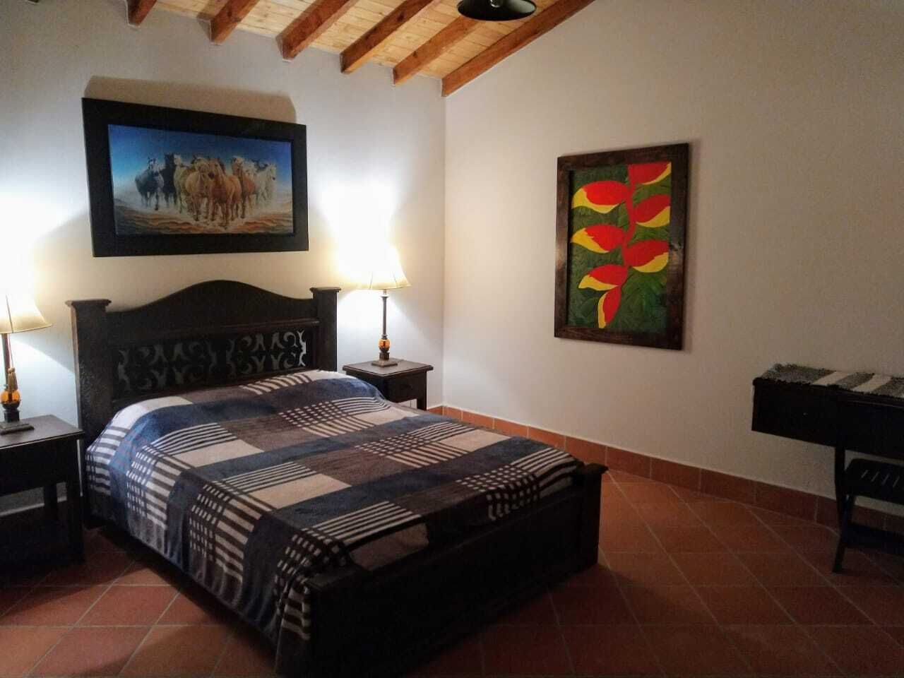 Room Uriel