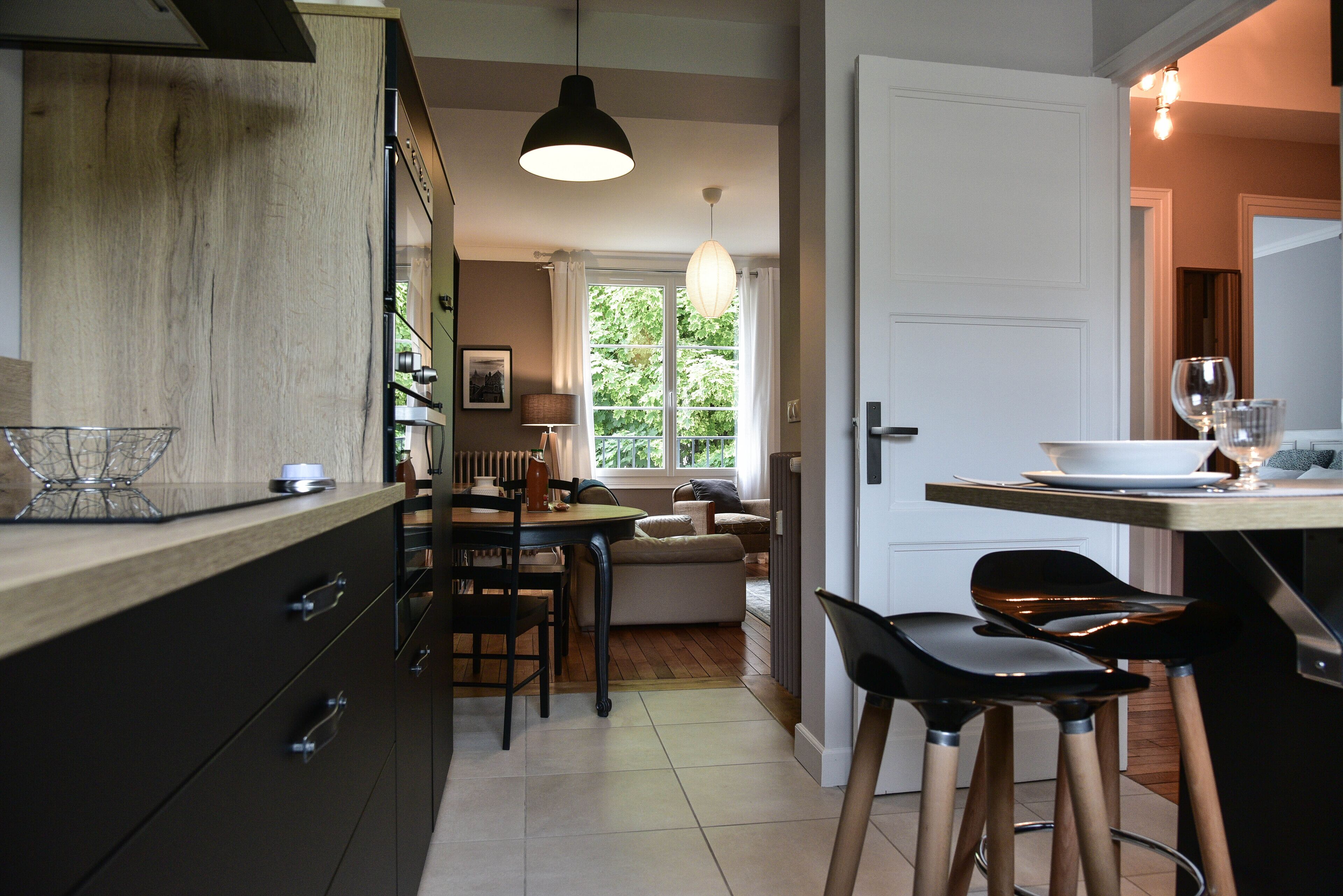 Bright and spacious accommodation in the city center