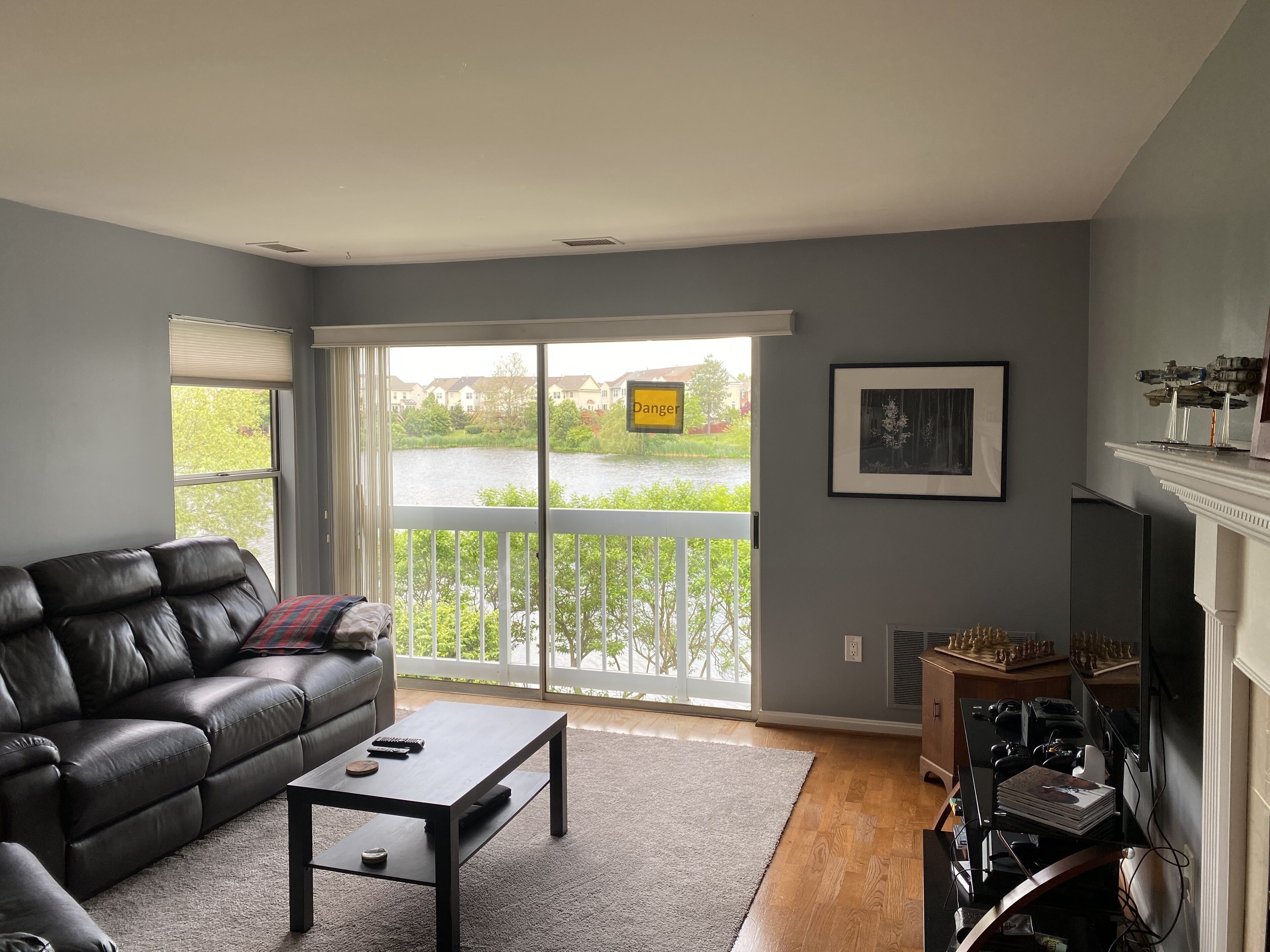 Take a Walk Around The Lake - Close to many attractions and Airport.