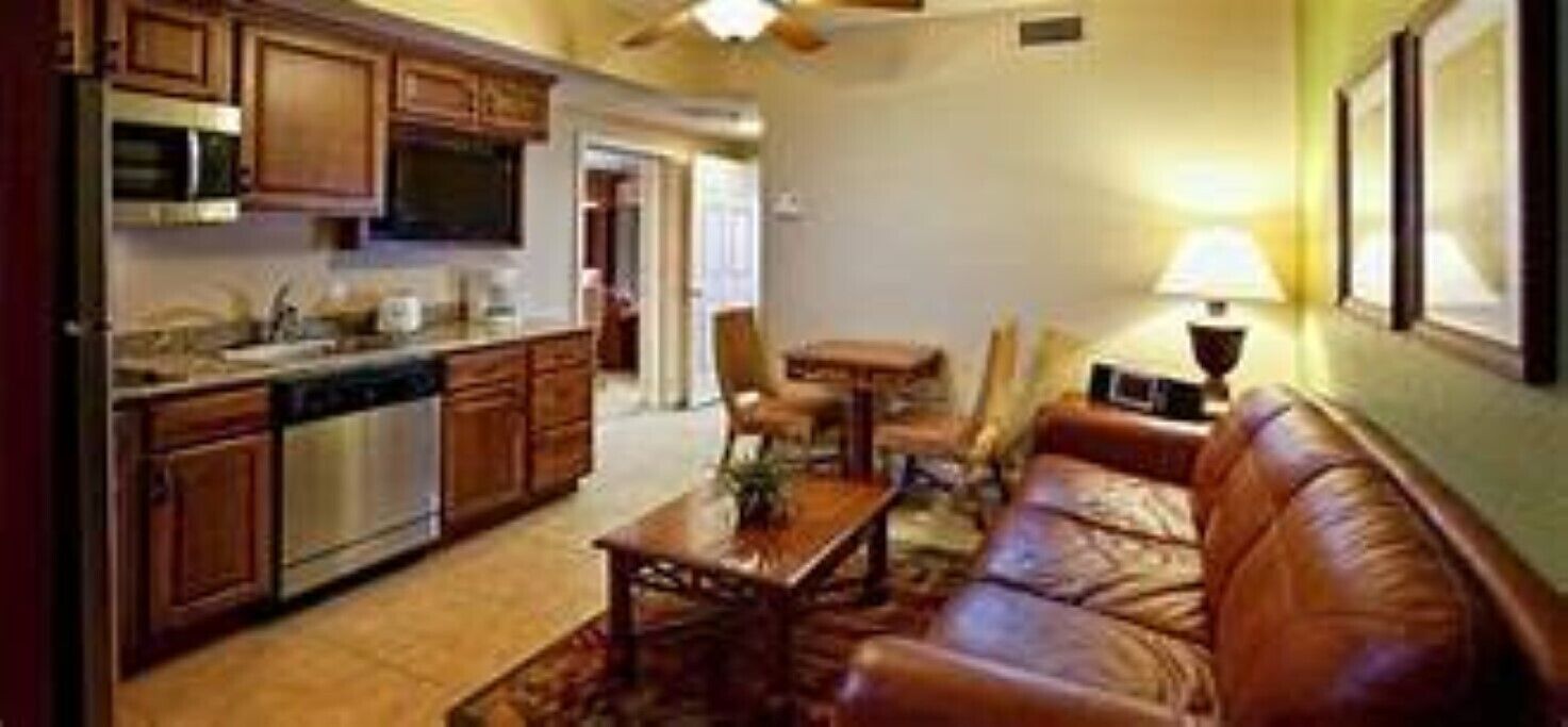 Resort Condo Near All Disney Attractions Kids Activities, 7 Pools, 6 Hot Tubs