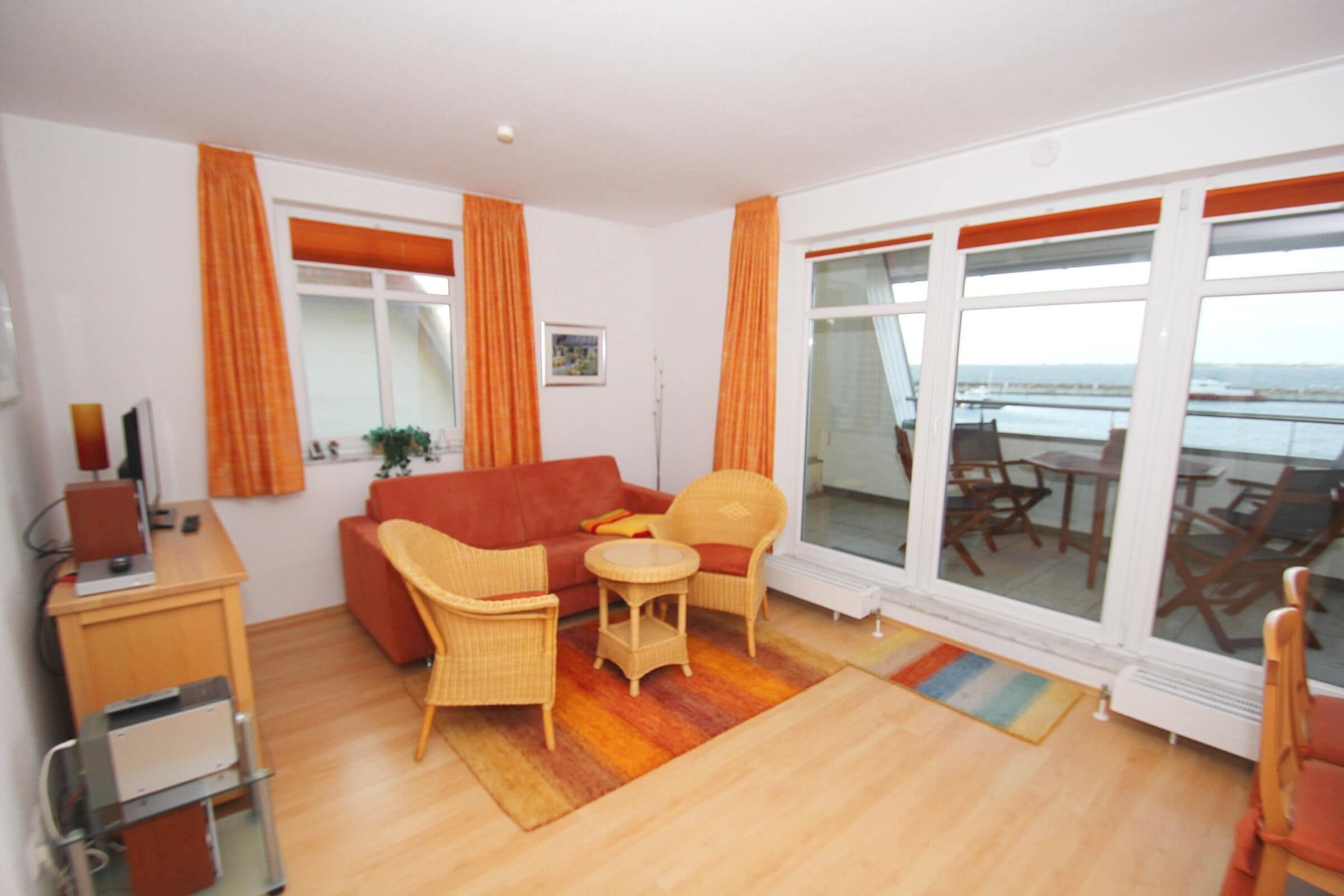 Apartment near the harbor with balcony and sea view - Hafenhäuser Wiek 13