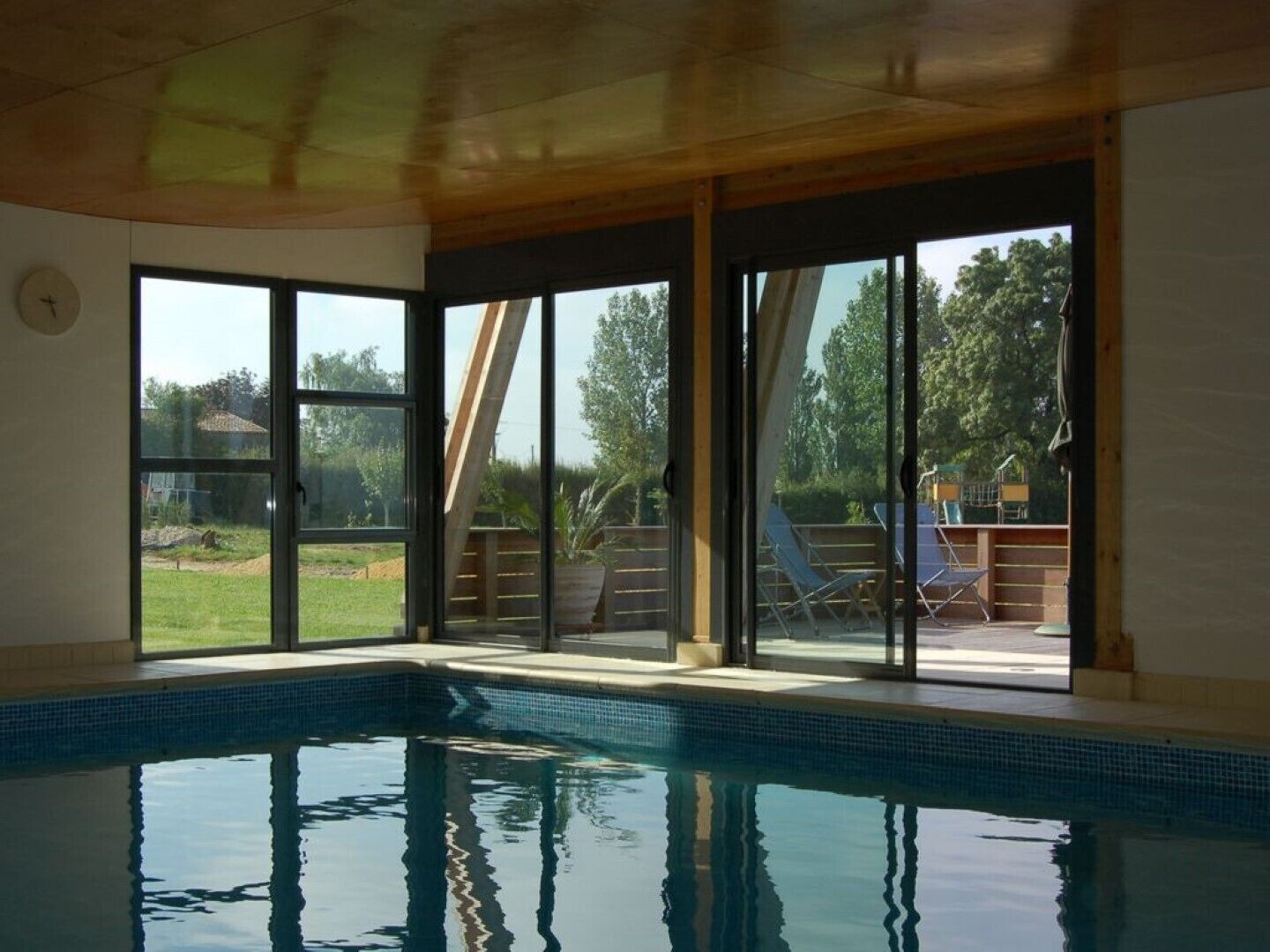 La Cachette Recently Renovated Gites with Indoor Pool